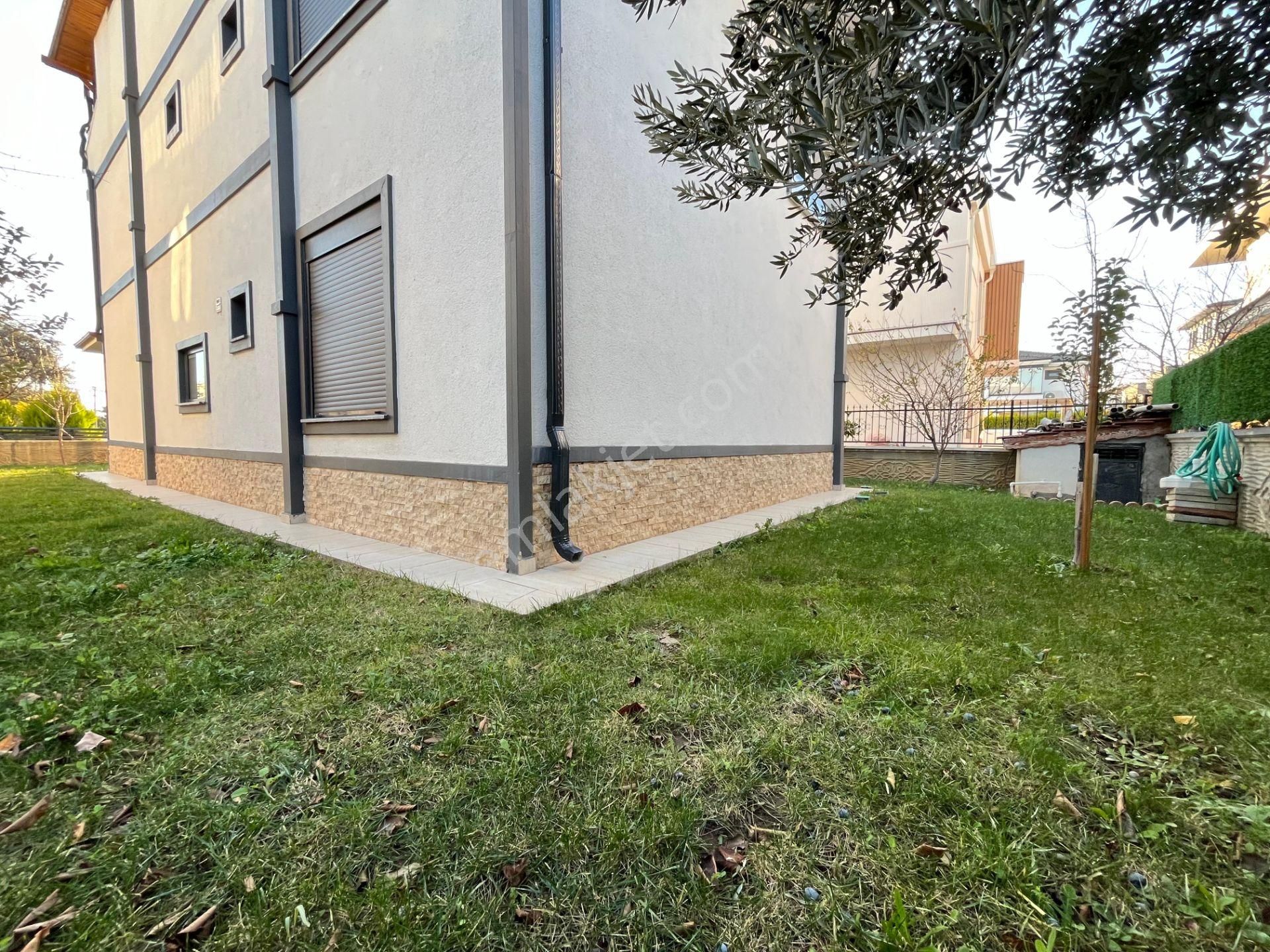 Tek Yetkili Sezgin Emlaktan Deniz Manzaralı 5+1 Satılık Triplex Villa - Görsel 34