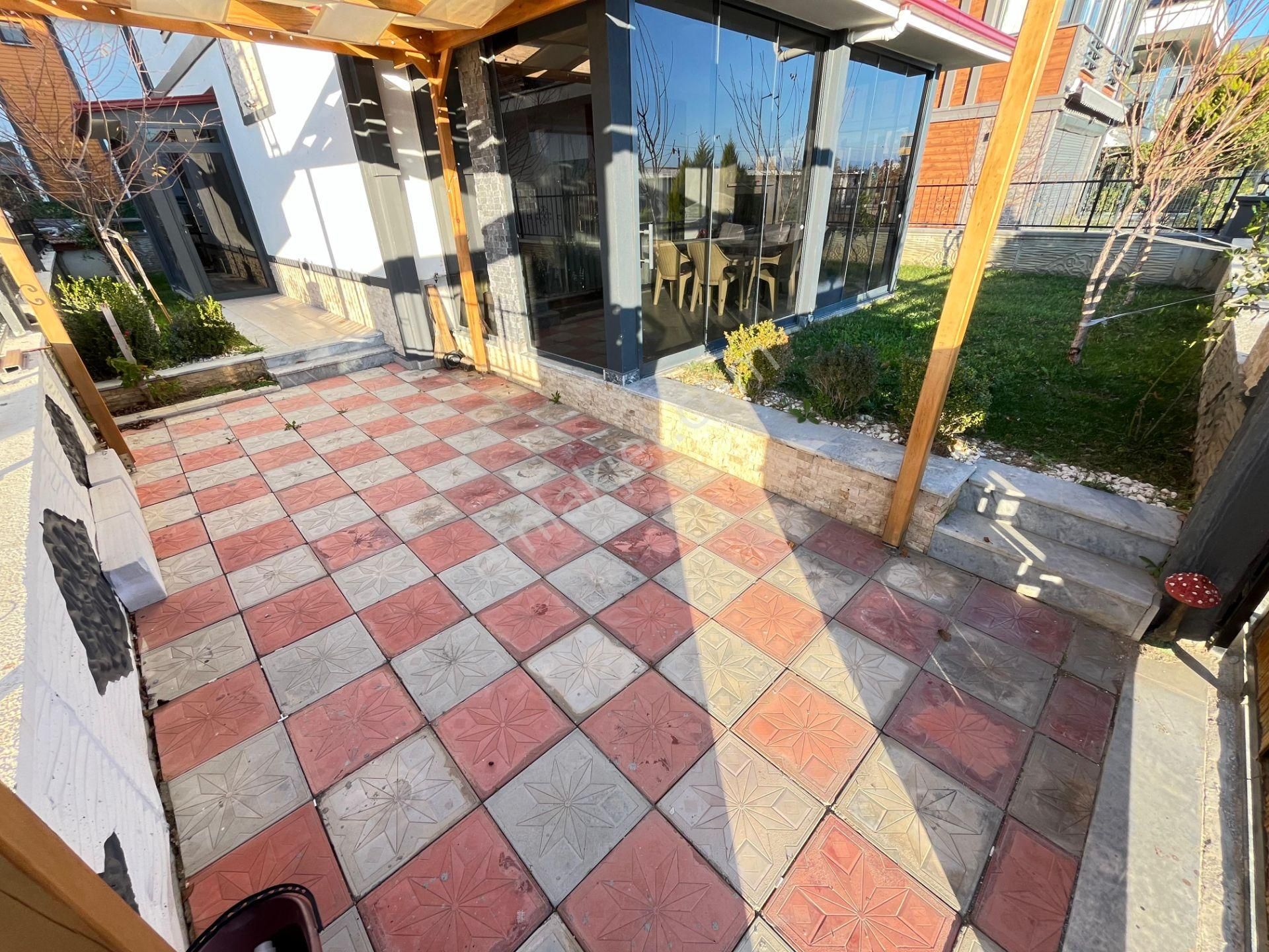 Tek Yetkili Sezgin Emlaktan Deniz Manzaralı 5+1 Satılık Triplex Villa - Görsel 31