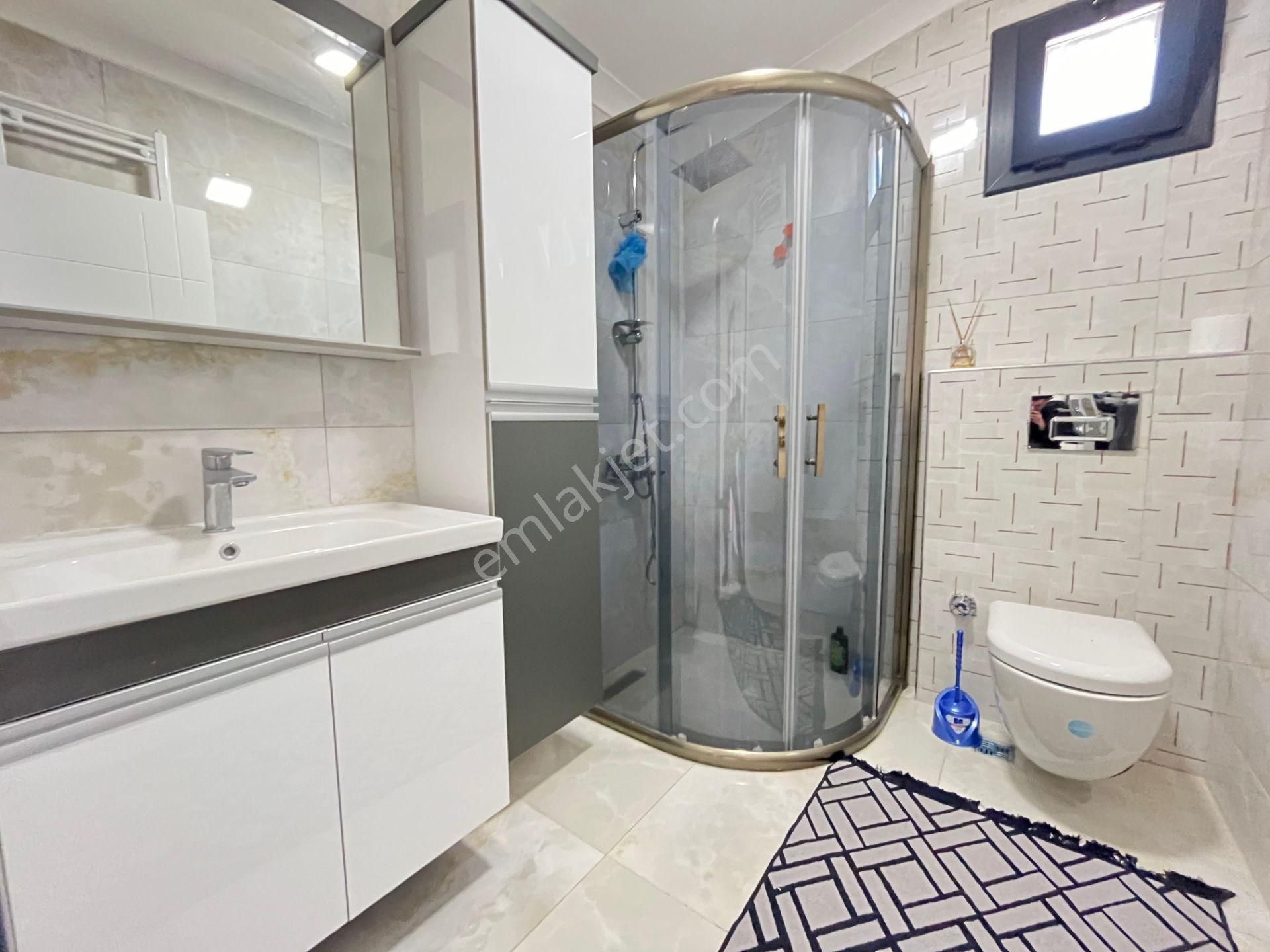 Tek Yetkili Sezgin Emlaktan Deniz Manzaralı 5+1 Satılık Triplex Villa - Görsel 6