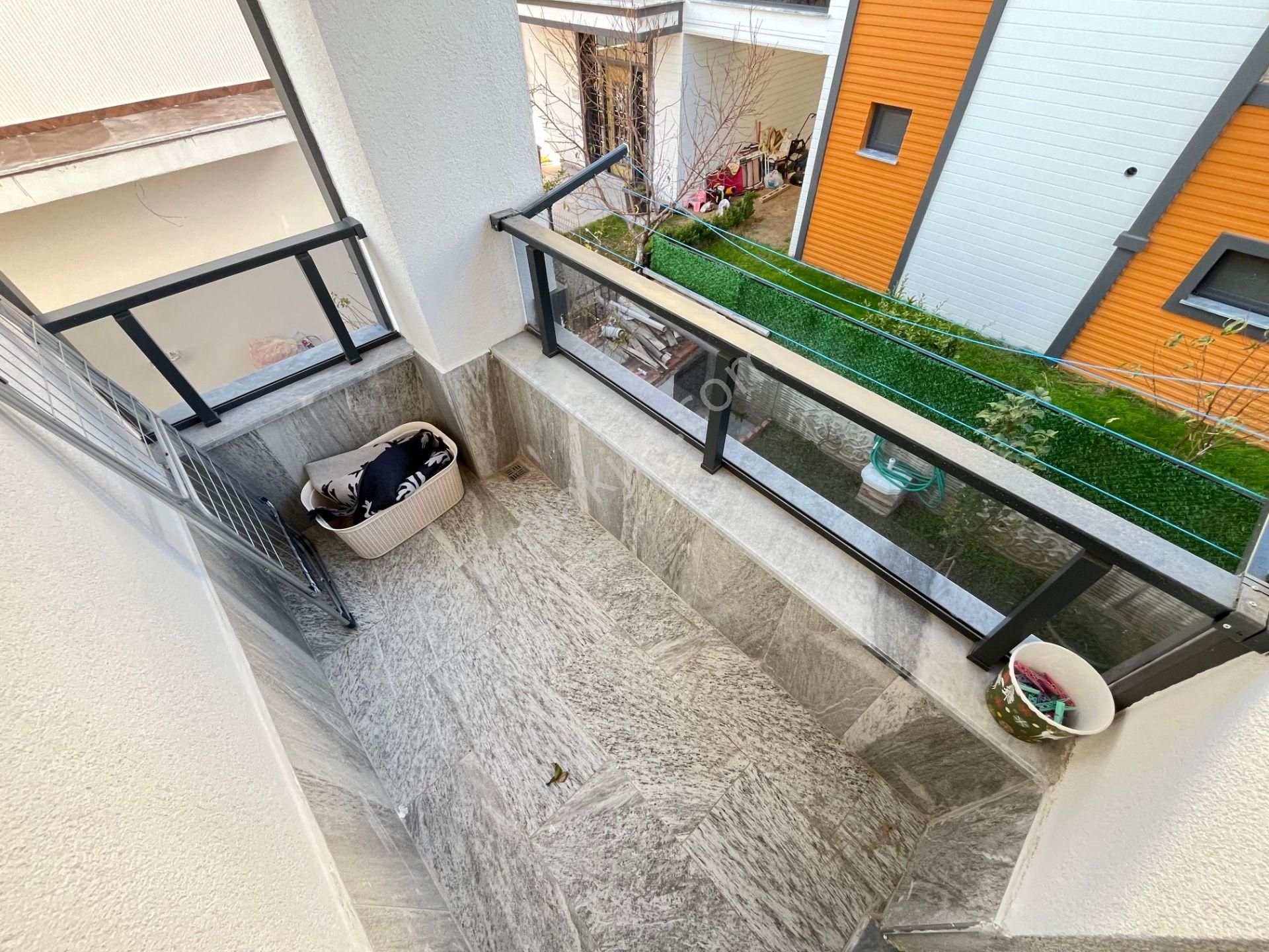 Tek Yetkili Sezgin Emlaktan Deniz Manzaralı 5+1 Satılık Triplex Villa - Görsel 20