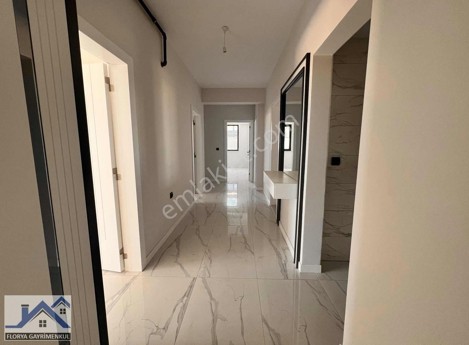 Merkezefendi Çakmak Satılık Daire Çakmakta Havuzlu Sitede Satılık 3+1 Lüks Daire