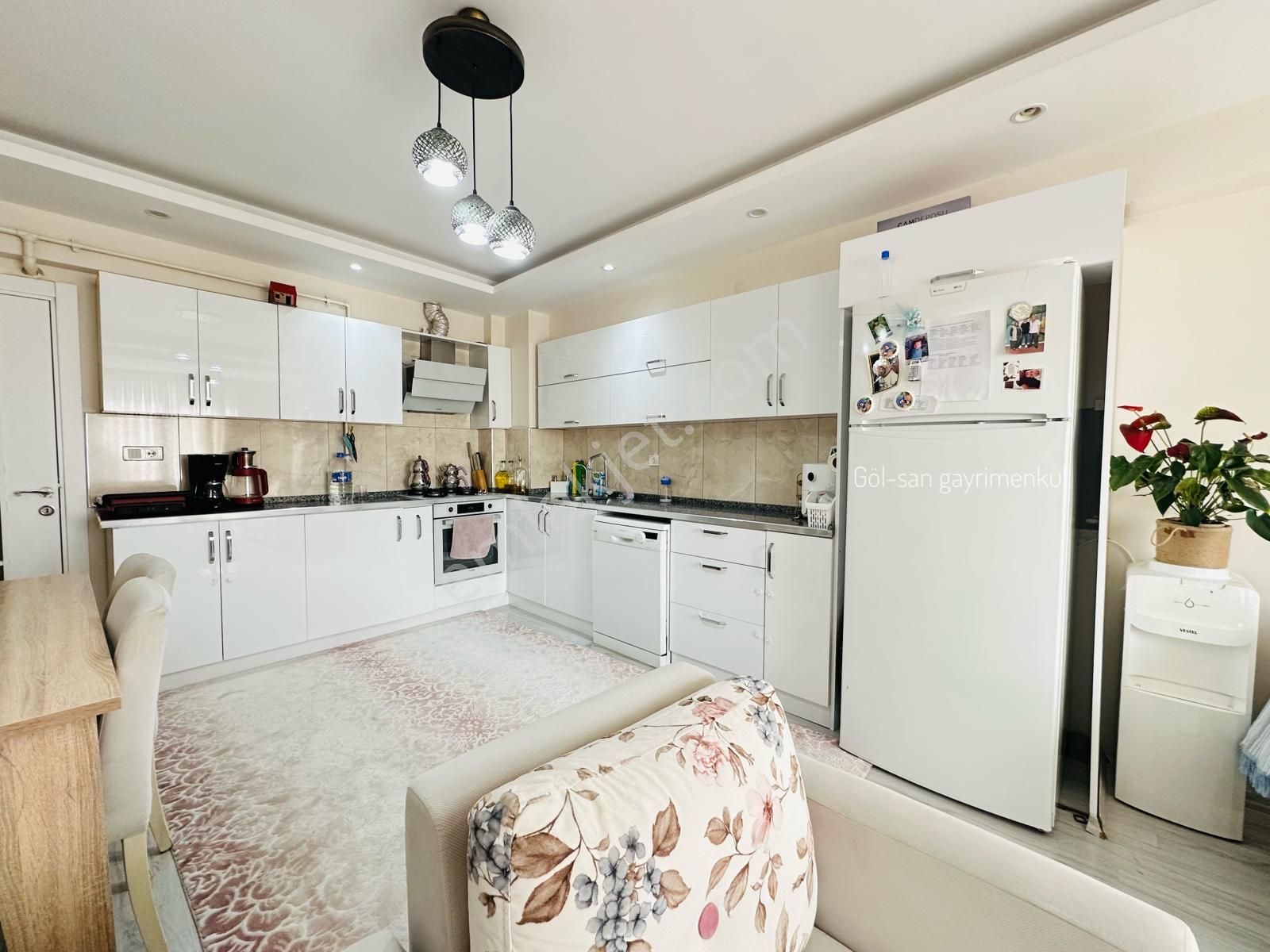 Nazilli Aydoğdu Satılık Daire 🏡 Göl-san Gayrimenkul’den 🏡 Aydoğdu Mah. 4+1 245 M2 Doğalgazlı Dublex Satılık Daire