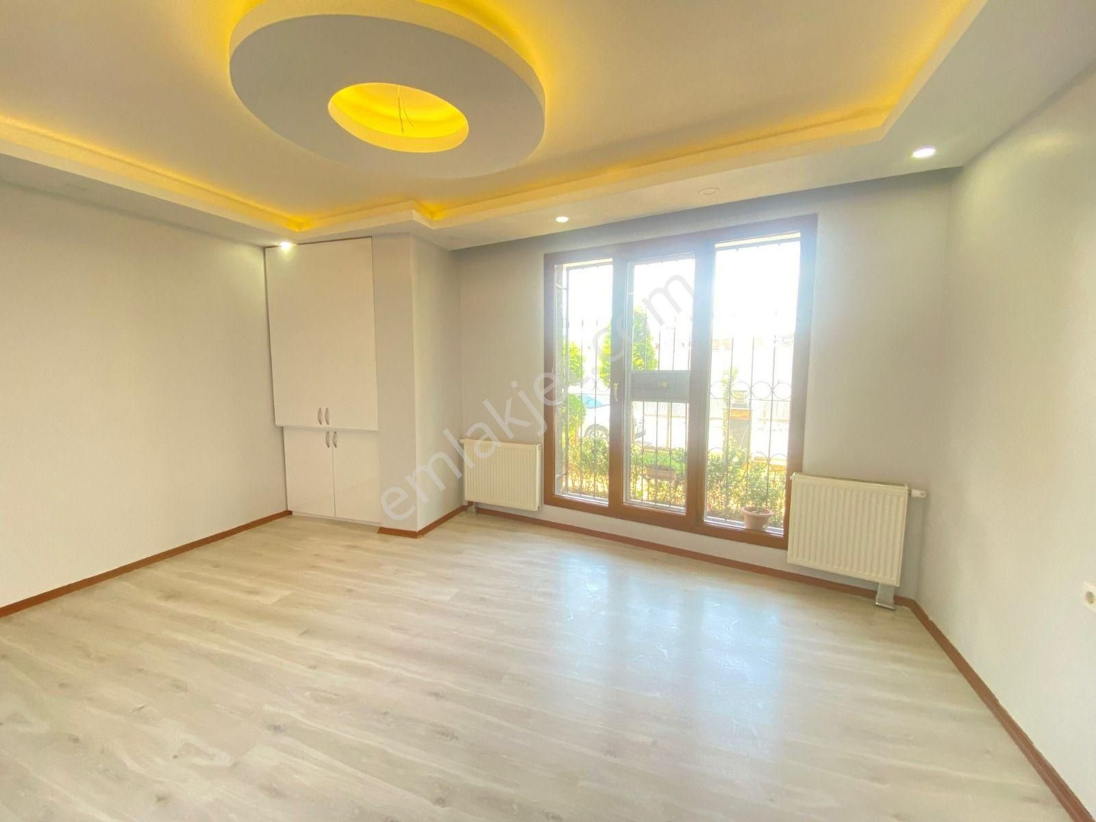 Küçükçekmece Cumhuriyet Satılık Daire Loft'tan Cumhuriyet Mh. 2+1 Otoparklı Ultra Lüks 90m2 Ebeveyn Banyolu Daire