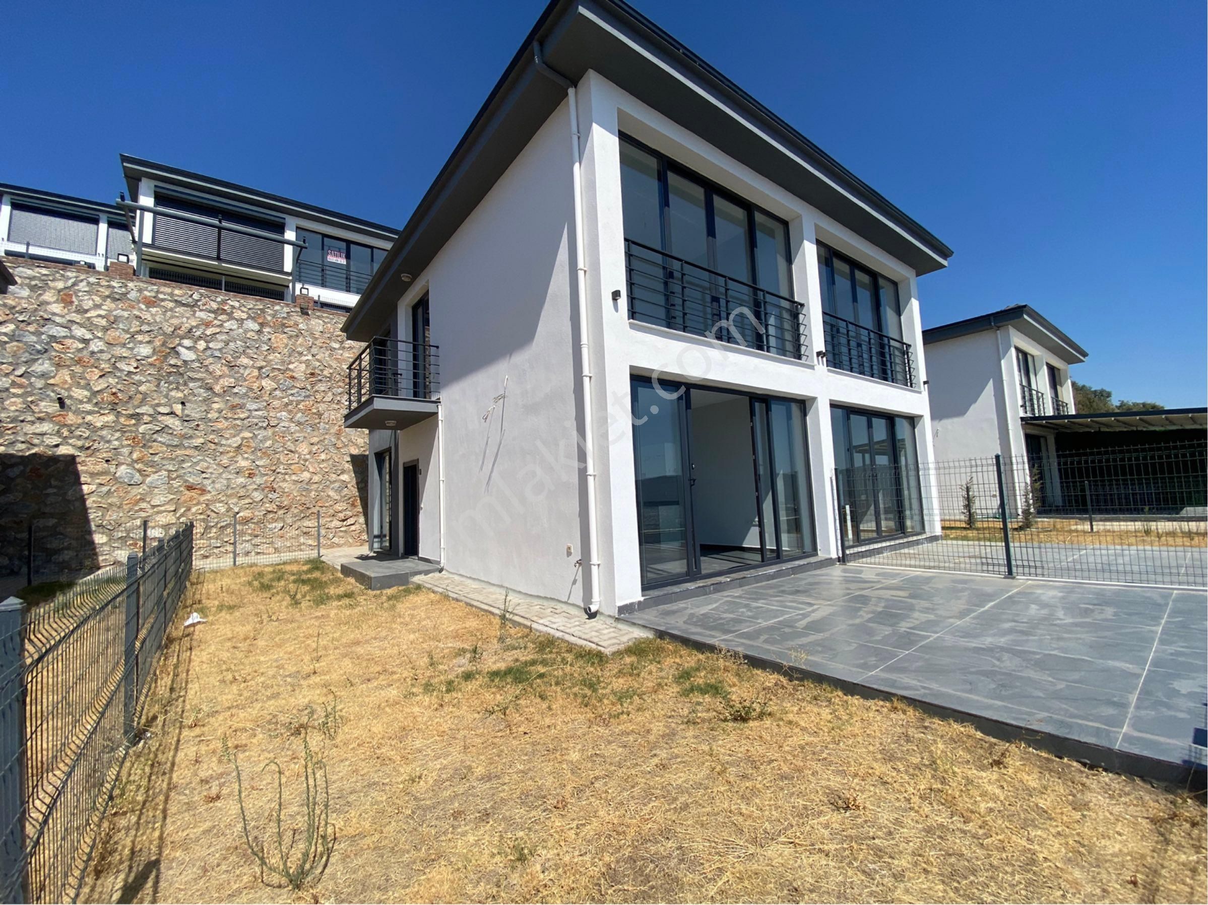 Didim Akbük Satılık Villa Didim Akbük De Bitşik Nizam Villa