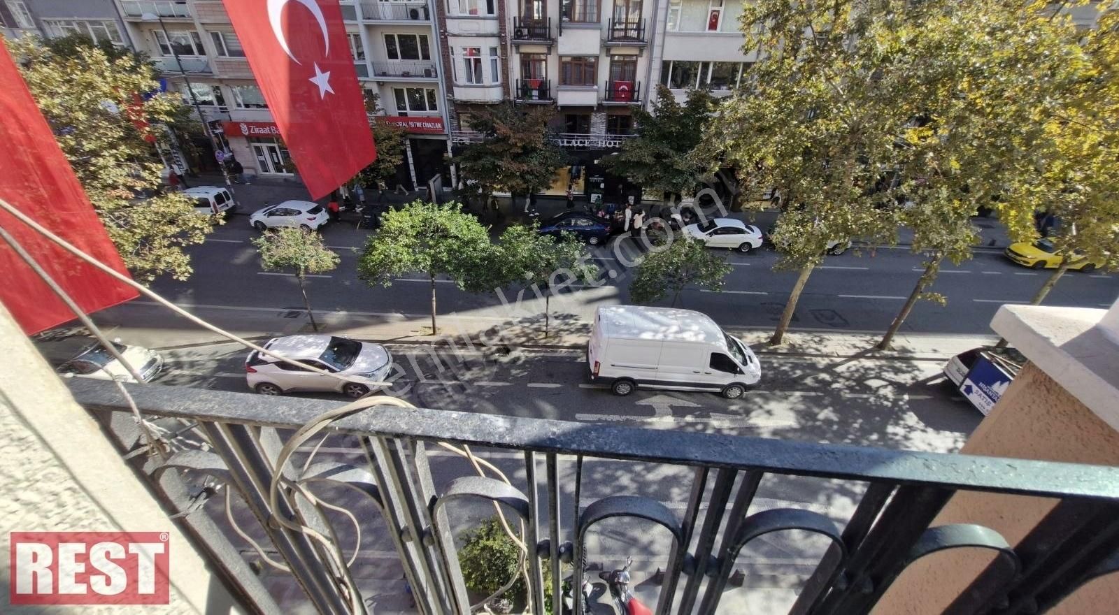 Şişli Merkez Satılık Daire Sıslı Halaskargazi Caddesınde Satılık 140 Metre Daıre