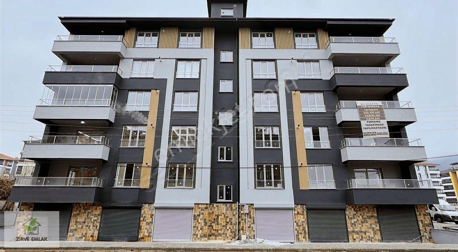 Akşehir Yeni Satılık Daire Zirve Emlak Satıyorr Ultra Lüx Sıfır 3+1 175m2 Garajlı Daireler