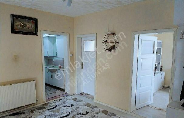 Mustakil Bahceli 2katli Ev - Görsel 7