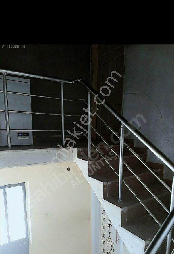 Mustakil Bahceli 2katli Ev - Görsel 9