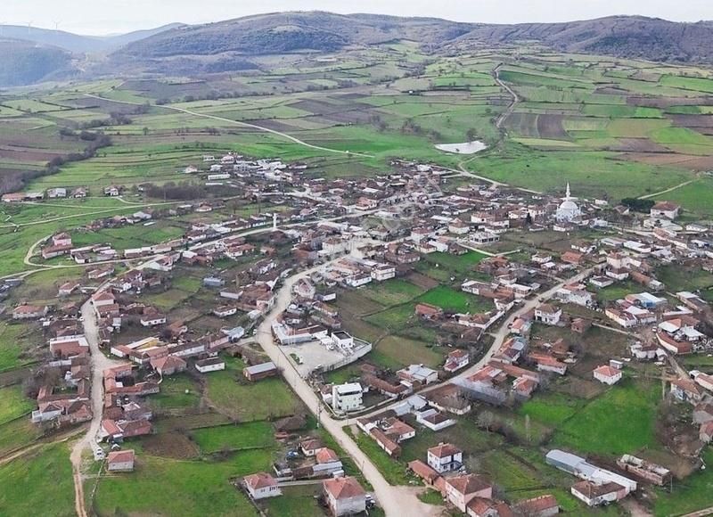 Karesi Kırmızılar Satılık Tarla Hanedan'dan Karesi Kırmızılarda Yatırımlık Arazi