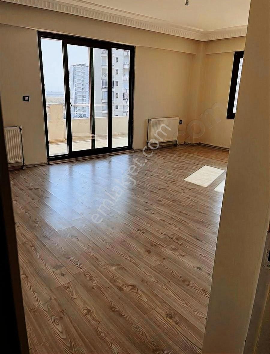 Yenişehir Üçkuyu Kiralık Daire Karen Emlaktan Üçkuyularda Kiralik Daire Son Fiyat 16.500 Tl.