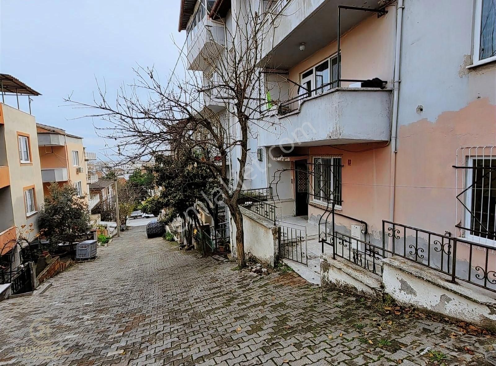 Altıeylül Dinkçiler Kiralık Daire Century21 Bal'dan Nef Yakını Kiralık 3+1 Daire