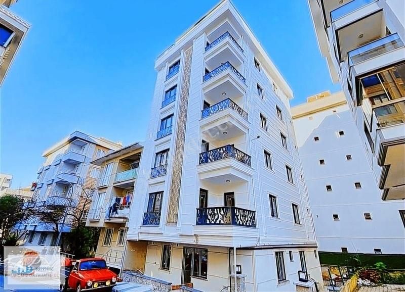 Çekmeköy Cumhuriyet Kiralık Daire Çok Geniş 2+1