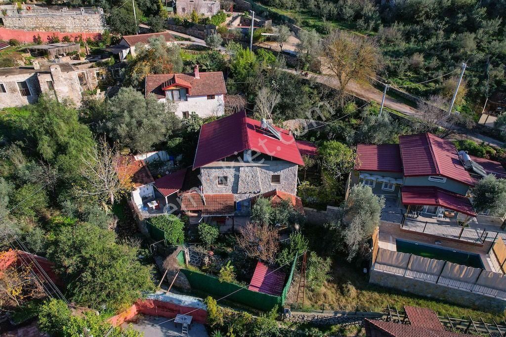 Fethiye Karakeçililer Satılık Müstakil Ev Kayaköyün Kalbinde Bir Yaşam: Taşın Güzelliği Ve Doğanın Huzuru