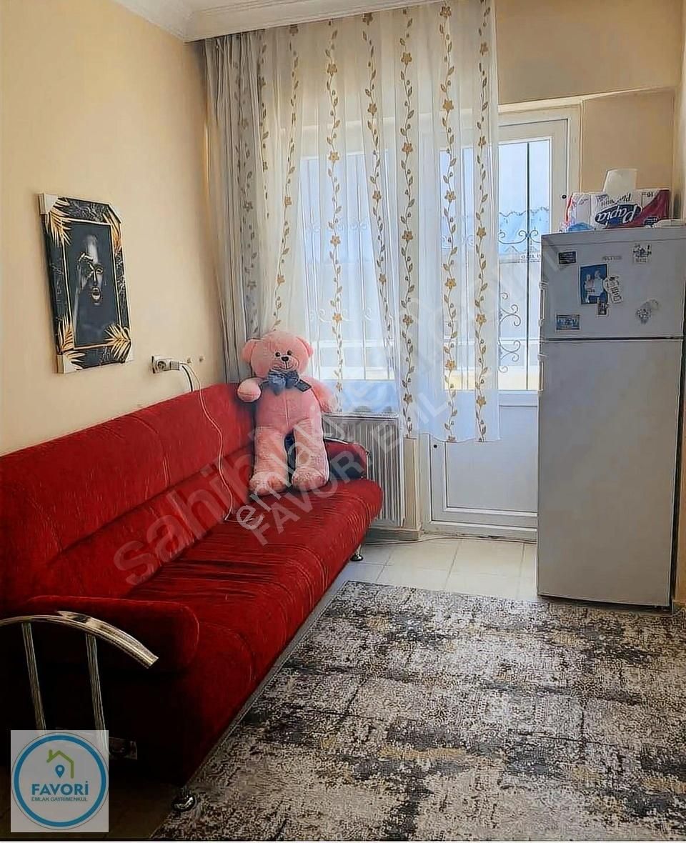 Isparta Merkez Fatih Kiralık Daire Fatihte Kız Öğrenciye Kiralık Balkonlu 1+1 Apart