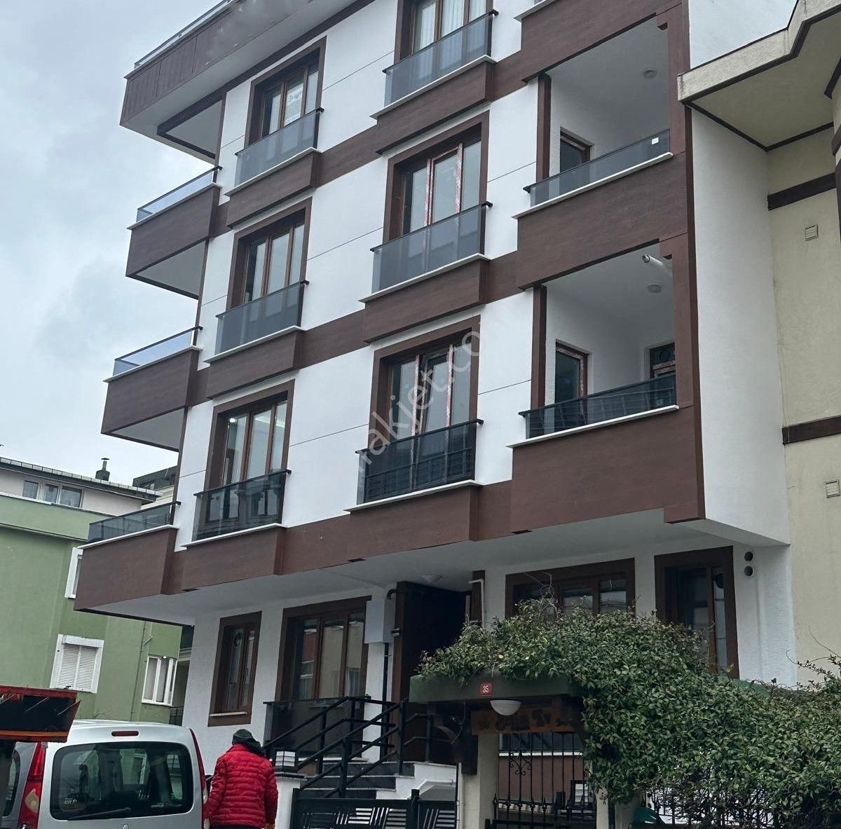 Çekmeköy Merkez Satılık Daire Çekmeköy Safranbolu Evleri 4+2 Satılık 200 M2 Dubleks Daire