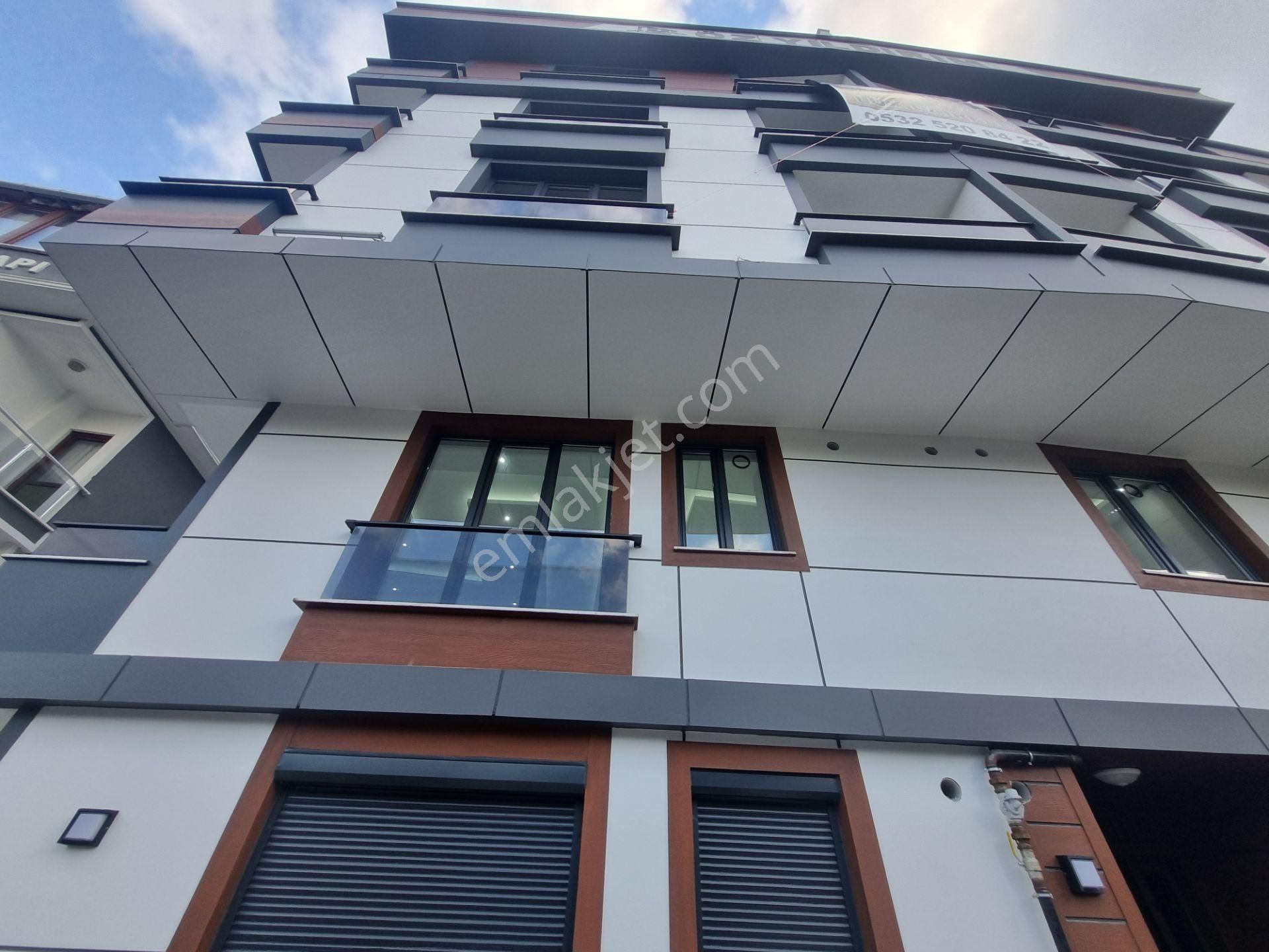 Çekmeköy Merkez Satılık Daire Çekmeköy Merkez Mahallesinde 120 M2 2+1 Daire