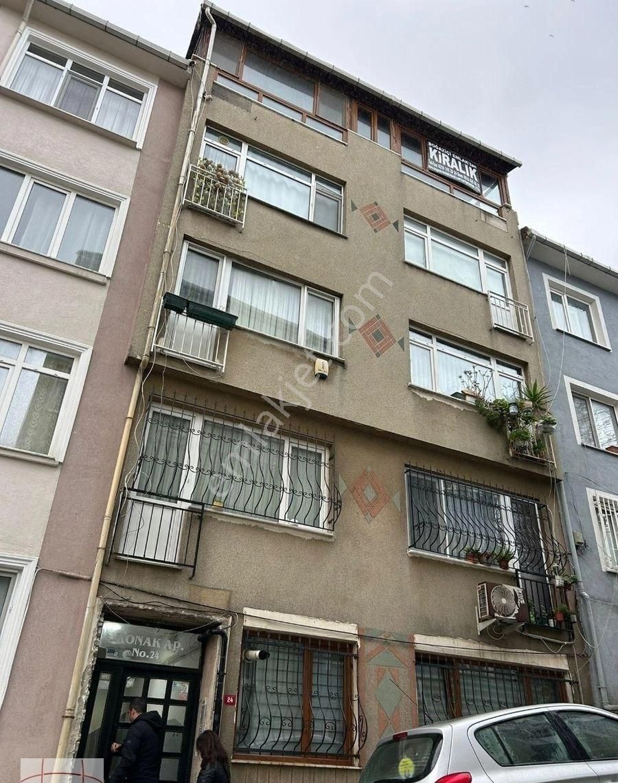 Üsküdar Kuzguncuk Kiralık Daire Kuzguncuk Merkezde Kiralık Boğaz Manzaralı Daire