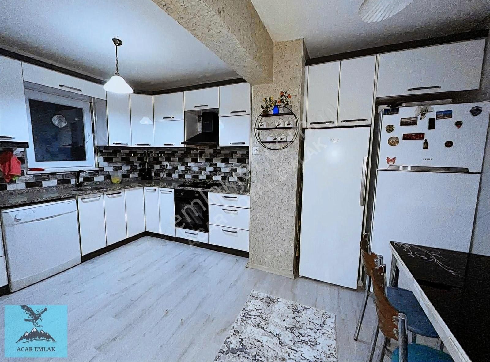 Gemlik Eşref Dinçer Satılık Daire Royal'den Ahmet Süren Civarı 2.5+1 Full Yapılı Satılık Daire