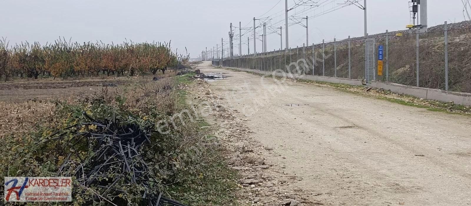 Pamukova Cumhuriyet Satılık Tarla Sakarya Pamukova Merkezde Yhth Cephe Yatırımlık Arazi