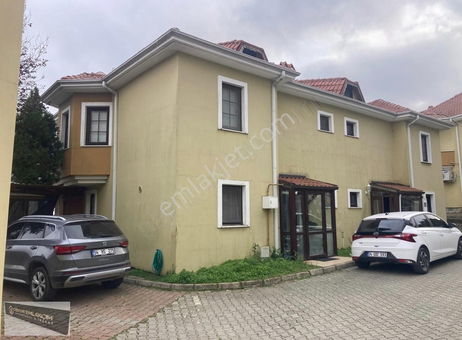 Serdivan Kemalpaşa Satılık Villa Serdivan Osmanlı Konaklarında Satılık 5+1 Villa