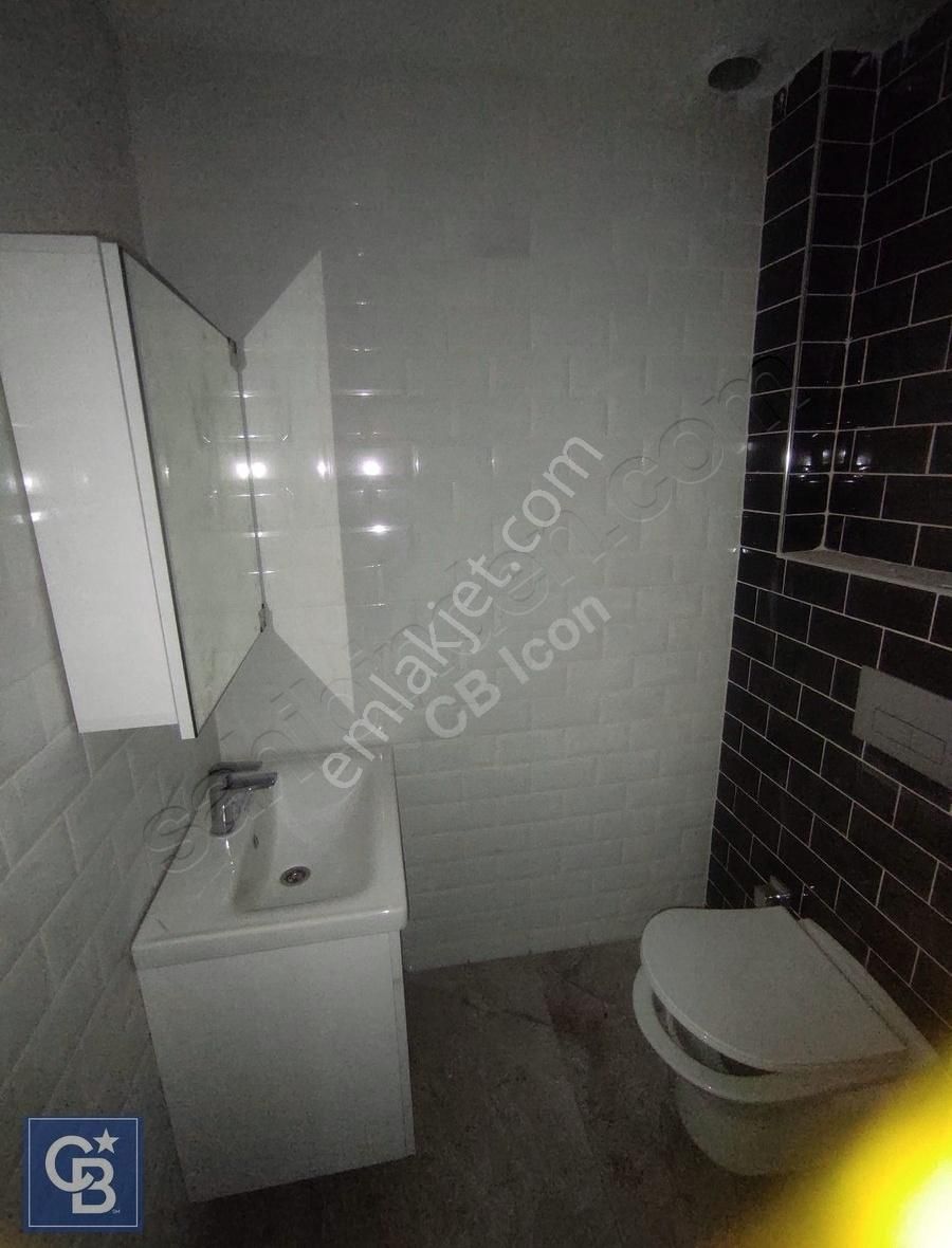 Üsküdar Burhaniye Kiralık Daire Burhaniye Mahallesinde Sıfır Binada 4+1 Dubleks Kiralık Daire