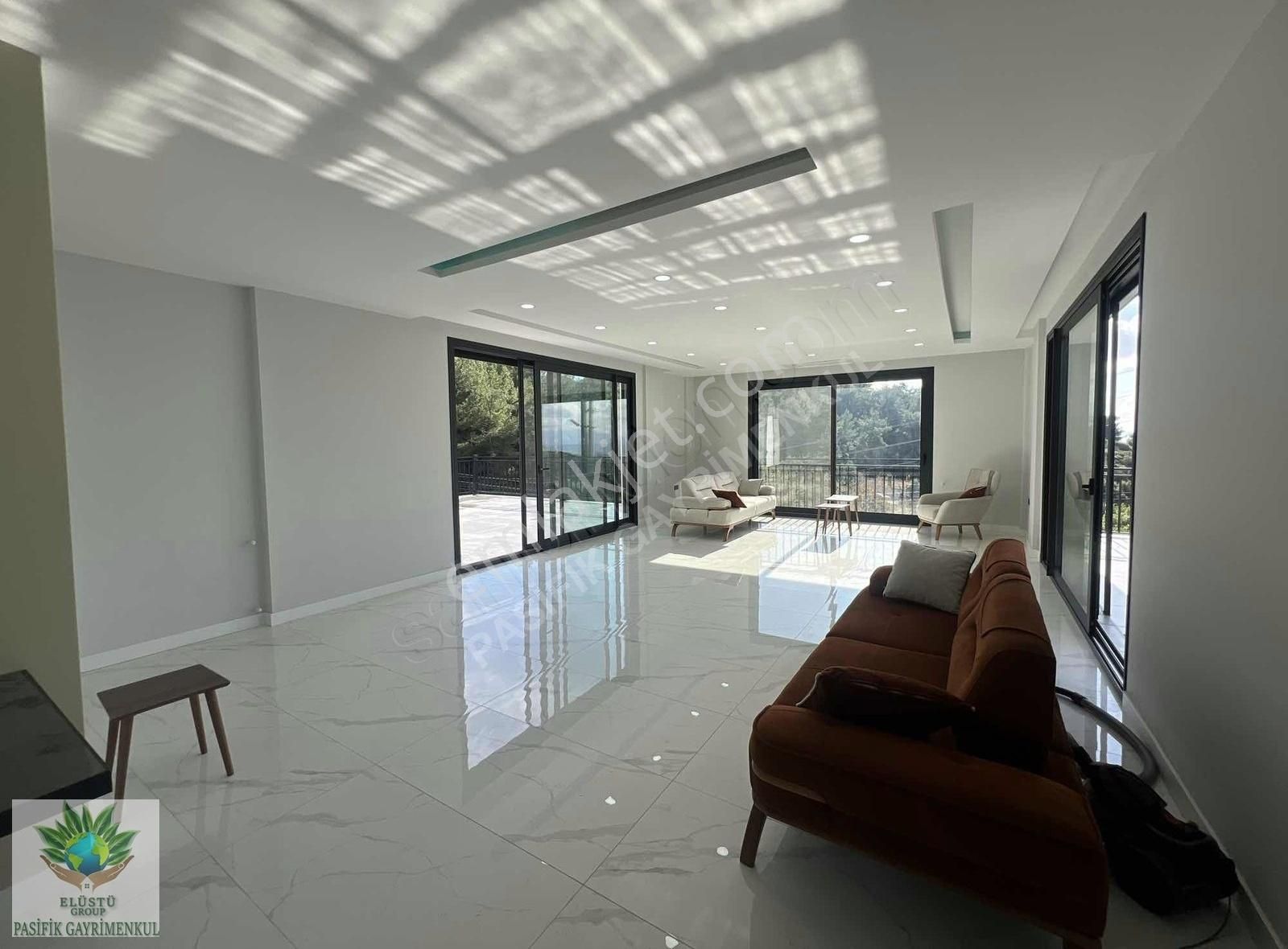 Pasifik'ten Menderes Özderede 1939 M² Arazide 8+1 Malikane - Görsel 2