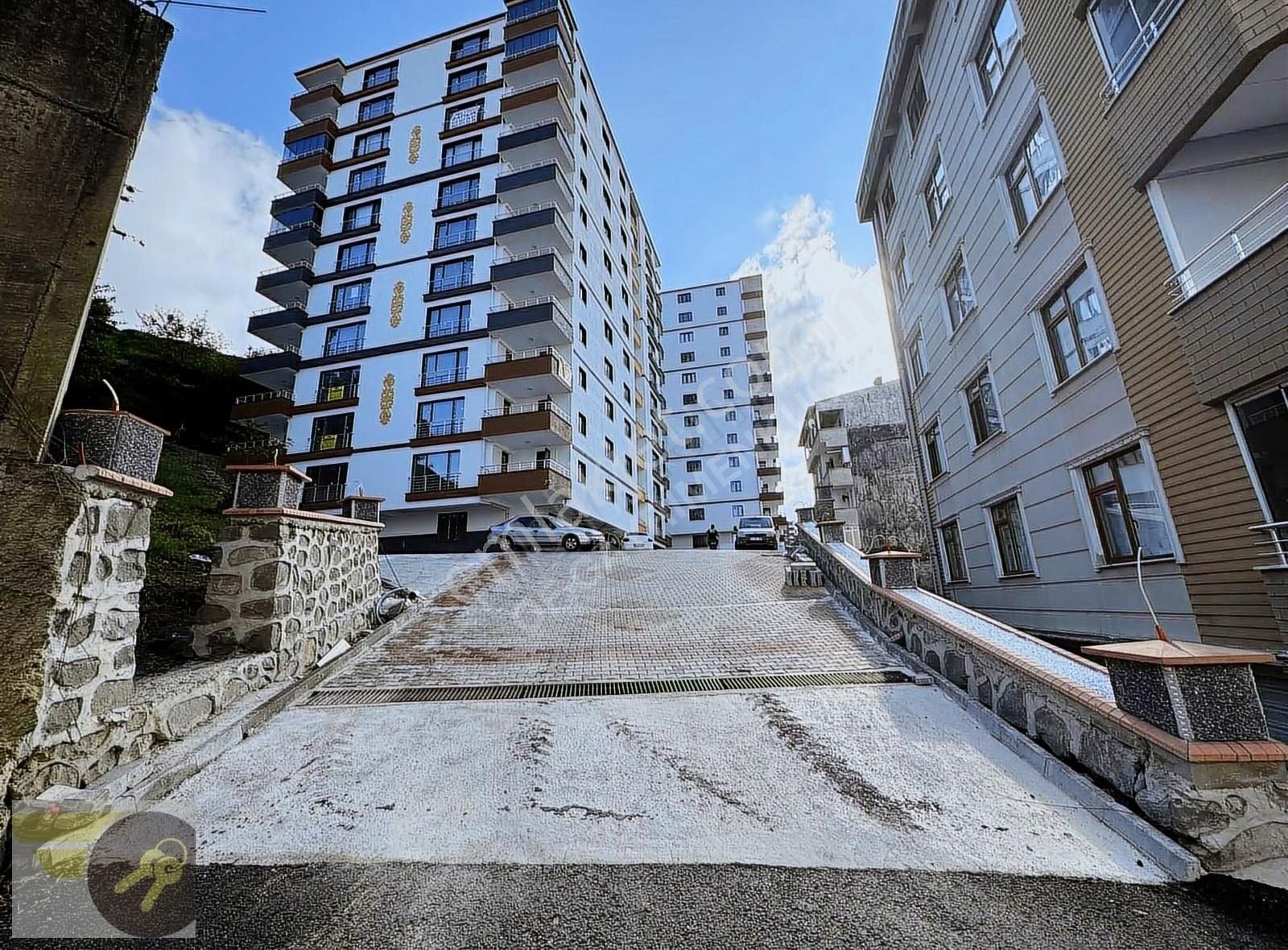 Of İrfanlı Satılık Daire *of Gayrimenkul* 7.kat Üç Cepheli 3+1 145m2 Satılık Sıfır Daire