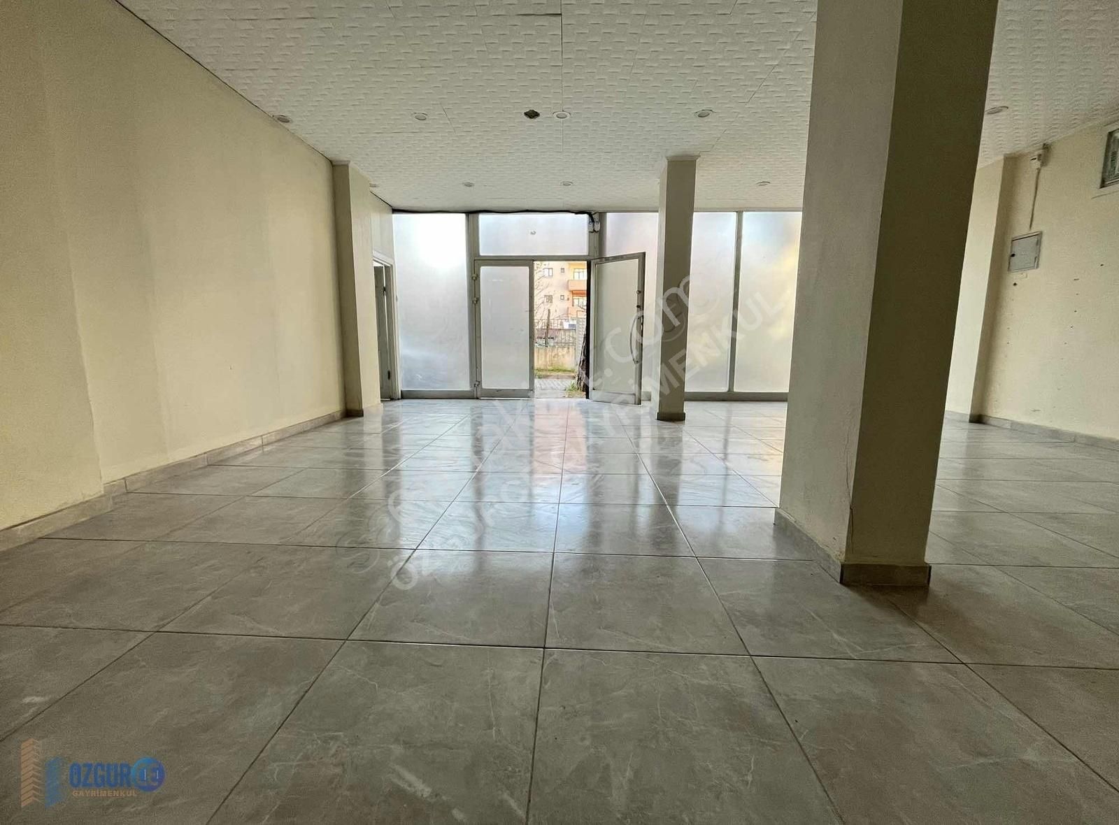 Darıca Emek Kiralık Dükkan & Mağaza Darıca Emek Mahallesi Kiralık Kepenkli 90 M2 Dükkan - Depo