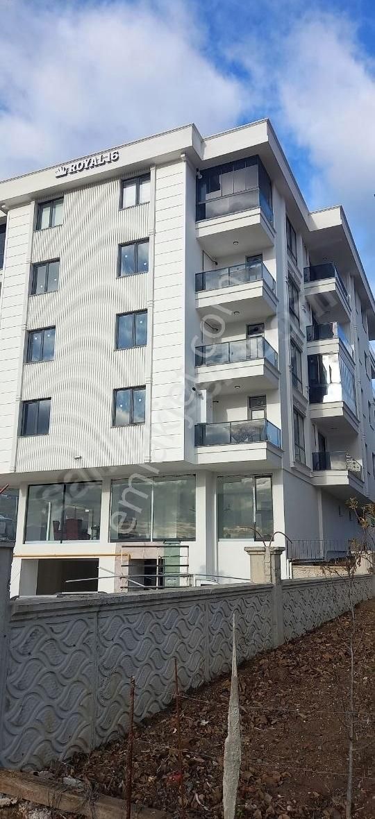 Atakum Büyükkolpınar Kiralık Dükkan & Mağaza Yeni Yapılan Gros Markete Yürüme Mesafesinde,sıfır,