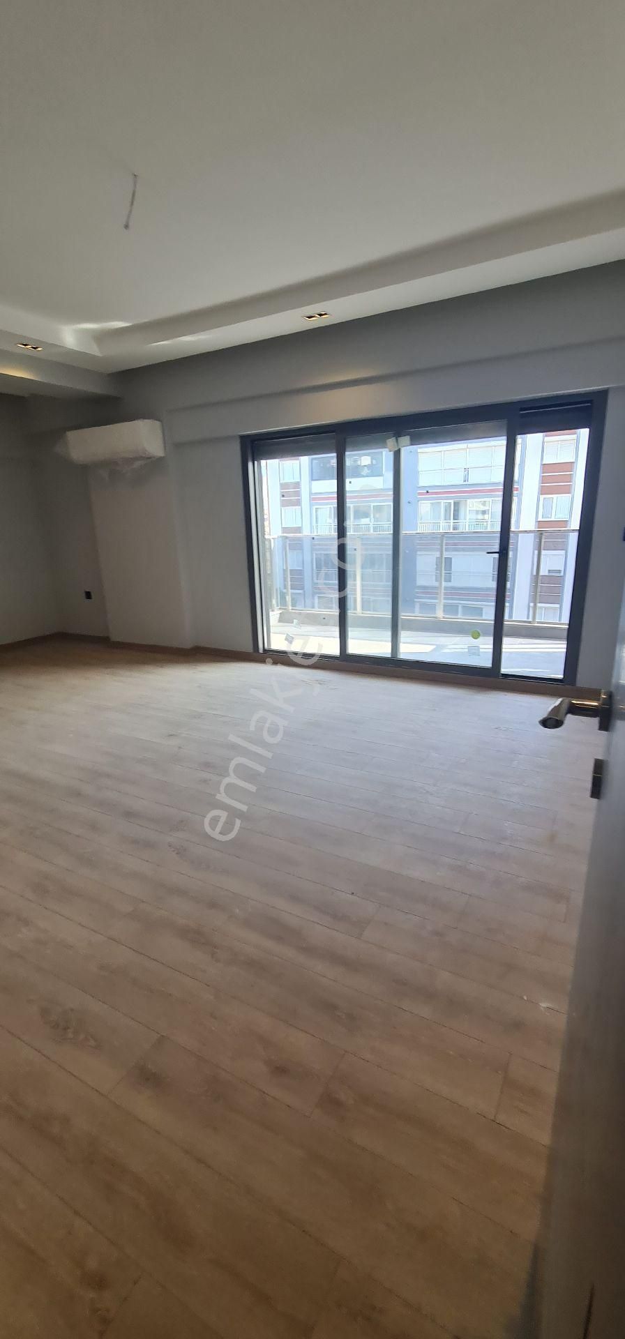 Menemen Kemal Atatürk Kiralık Daire Menemen Koyundere Havuzlu Lüks Sitede 3+1kiralık Daire