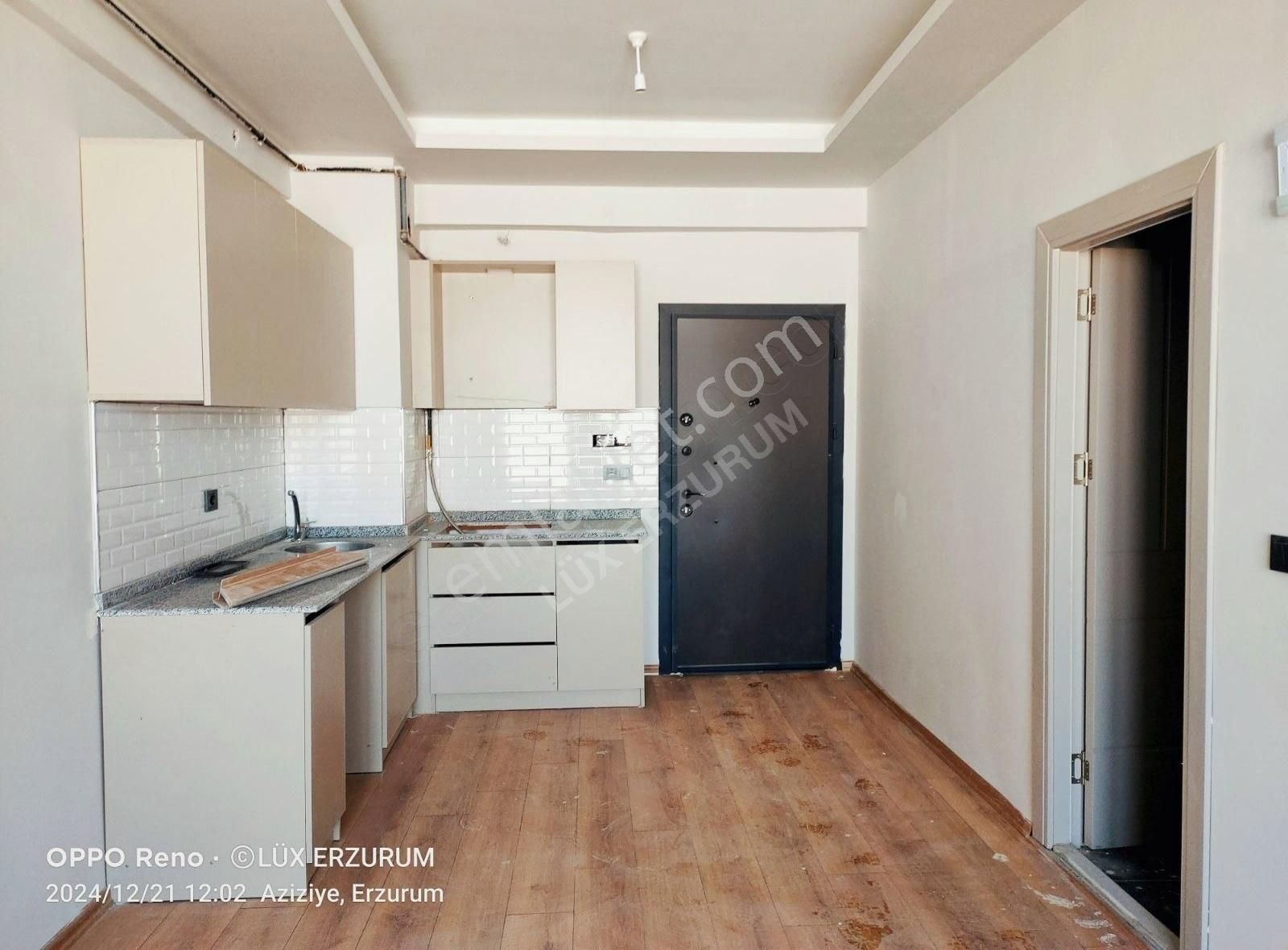 Aziziye Yarımca Kiralık Daire Lüx Erzurum'dan Dadaşkent Yarımca Yolu Üzeri 1+1 Kiralık Daire