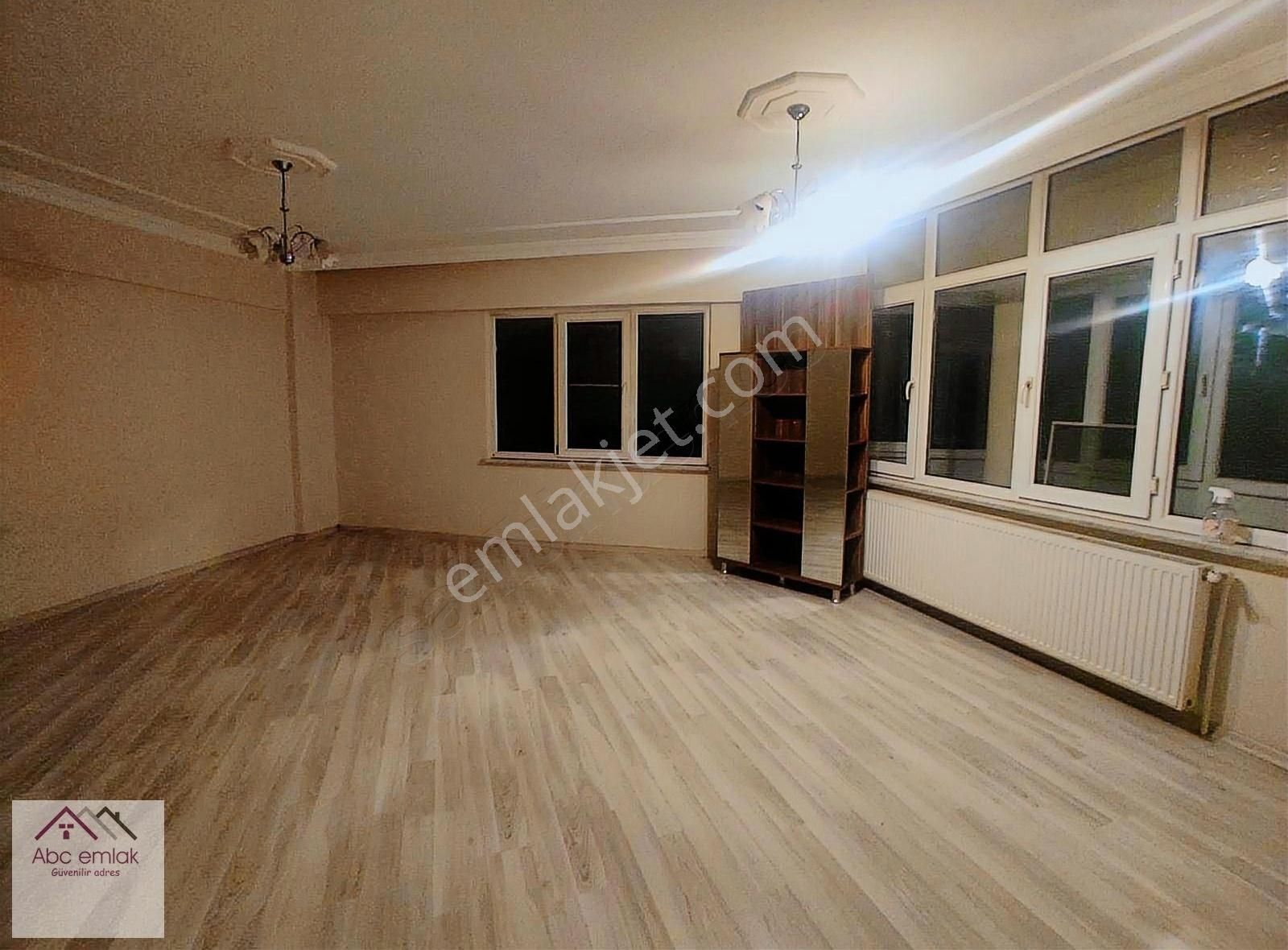 Karesi Eski Kuyumcular Kiralık Daire Çarşıda Arakat Asansörlü