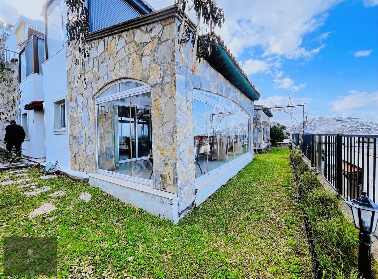 Bodrum Yalıkavak'ta Deniz Manzaralı Satılık Bahçe Katı Daire - Görsel 21