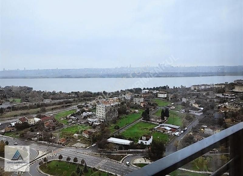 Küçükçekmece Atakent Satılık Daire Atakent Bosphorus City Satılık 2+1 Göl Manzaralı 120m2 Daire