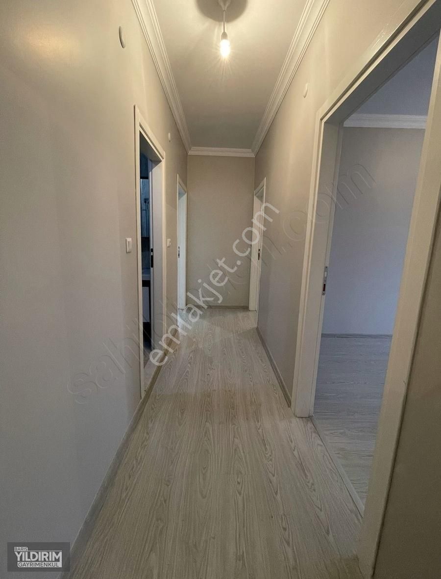 Erenler Erenler Satılık Bina Ana Cadde Üzerinde 1700 M2 Kapalı Alan Ticari Bina