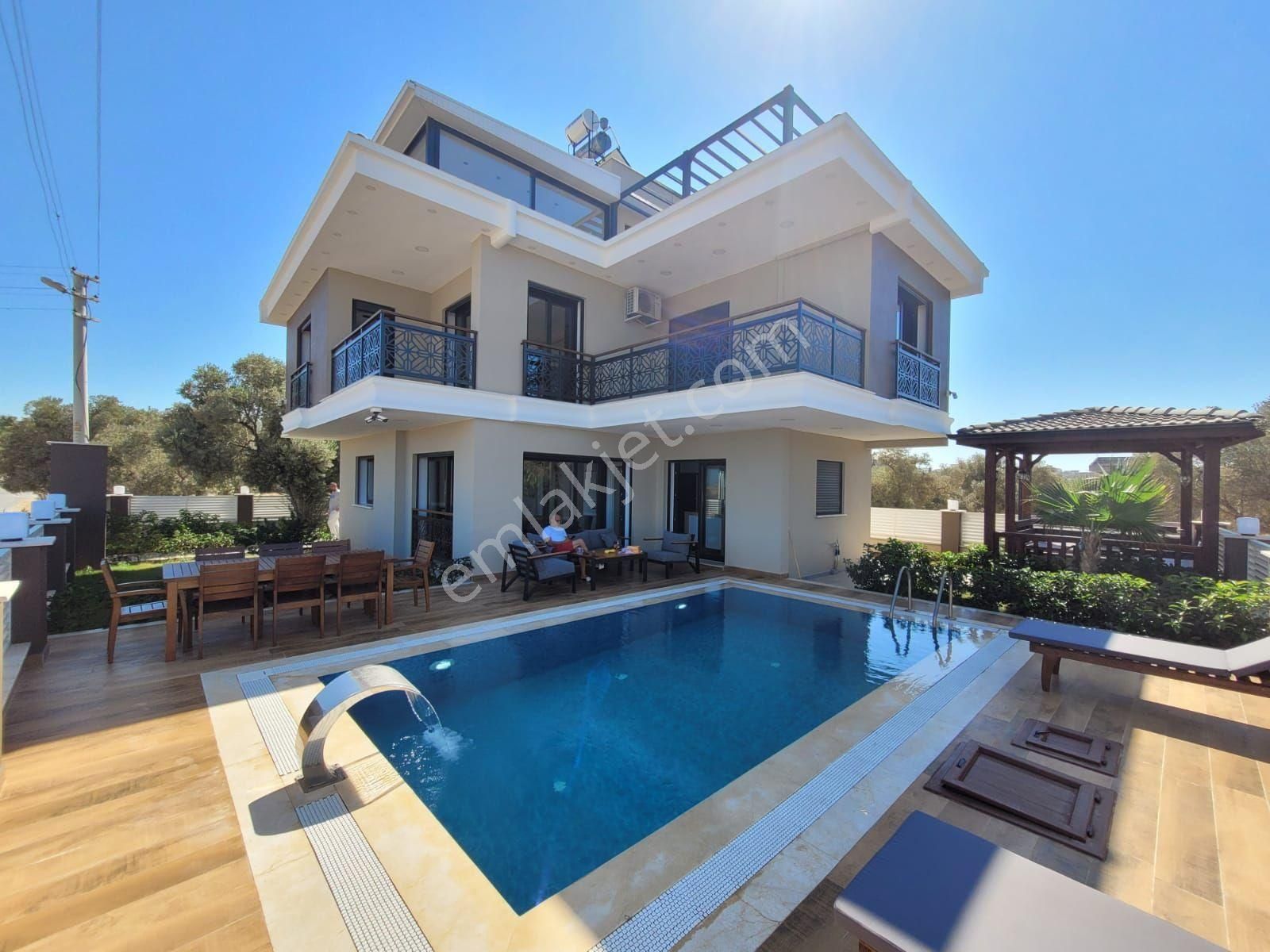 Didim Hisar Satılık Villa Didim De Satılık Lüks Asansörlu Villa