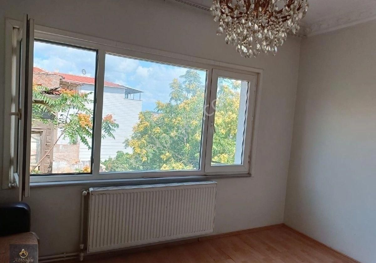 Azizoğlu Gayrimenkulden Üsküdar Aziz Mahmut Hüdayi Mah Satılık 2+1 - Görsel 7