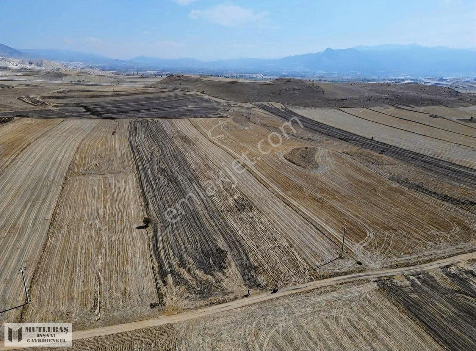 Honaz Dereçiftlik Satılık Tarla Kocabaş,dereçiftlik Kocadüz Sanayi Mevkinde 14.000m2 Yolüstü