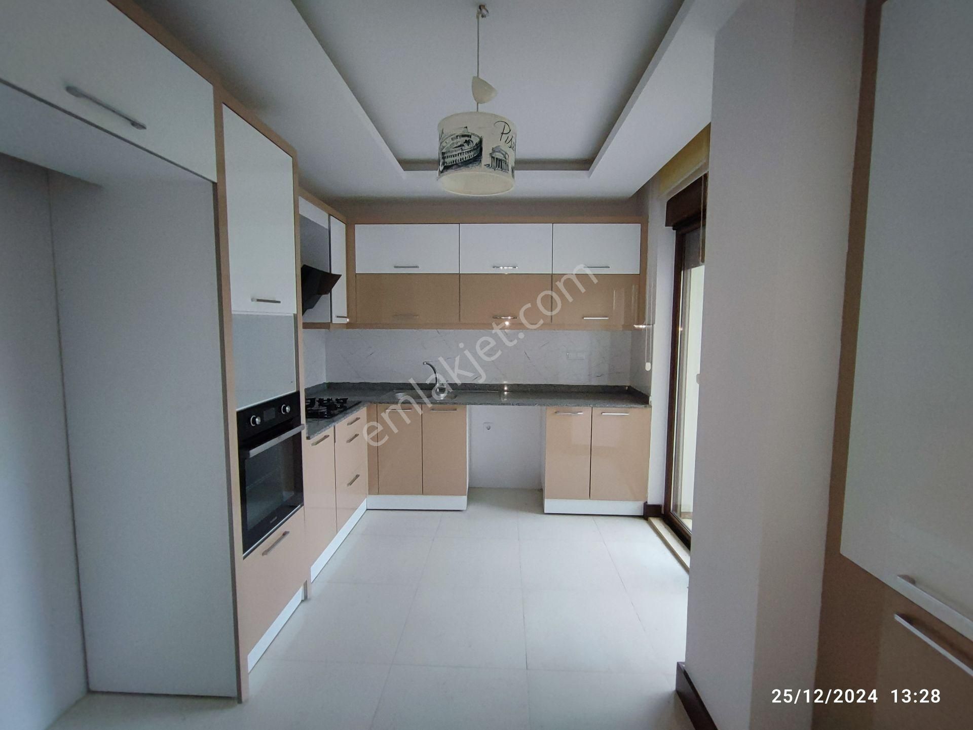Konyaaltı Uncalı Mahallesi 3+1 Satılık Lüks Daire