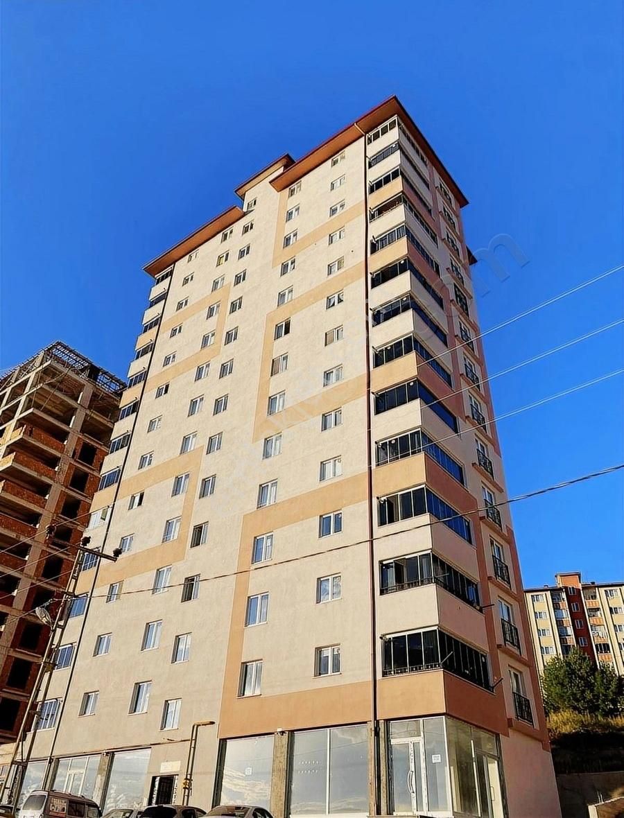 Bayburt Merkez Şingah Satılık Daire Trabzon Yolunda Satılık 180m2 3+1 Daire