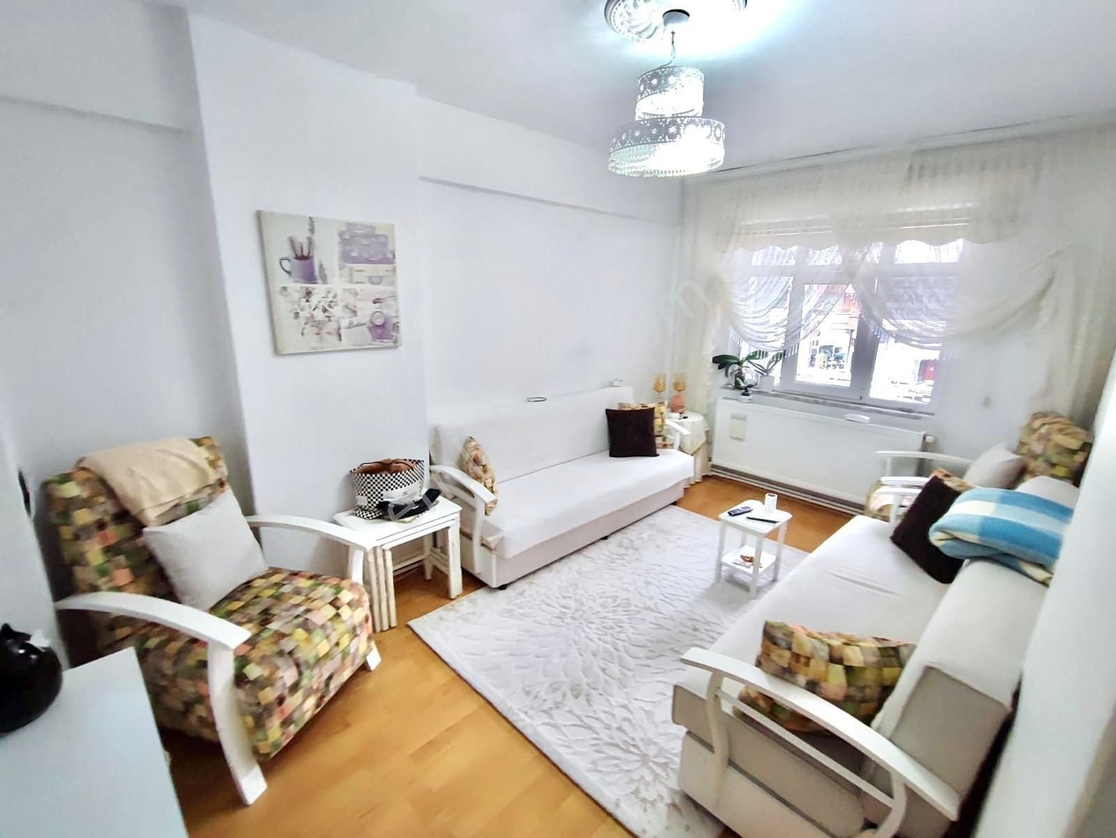 İlkadım Yenidoğan Satılık Daire Evim-nur'dan Yenidoğan Mh. 3+1 130 M2 Ara Kat Caddeye Cephe Dış Cepheli Kupon Daire