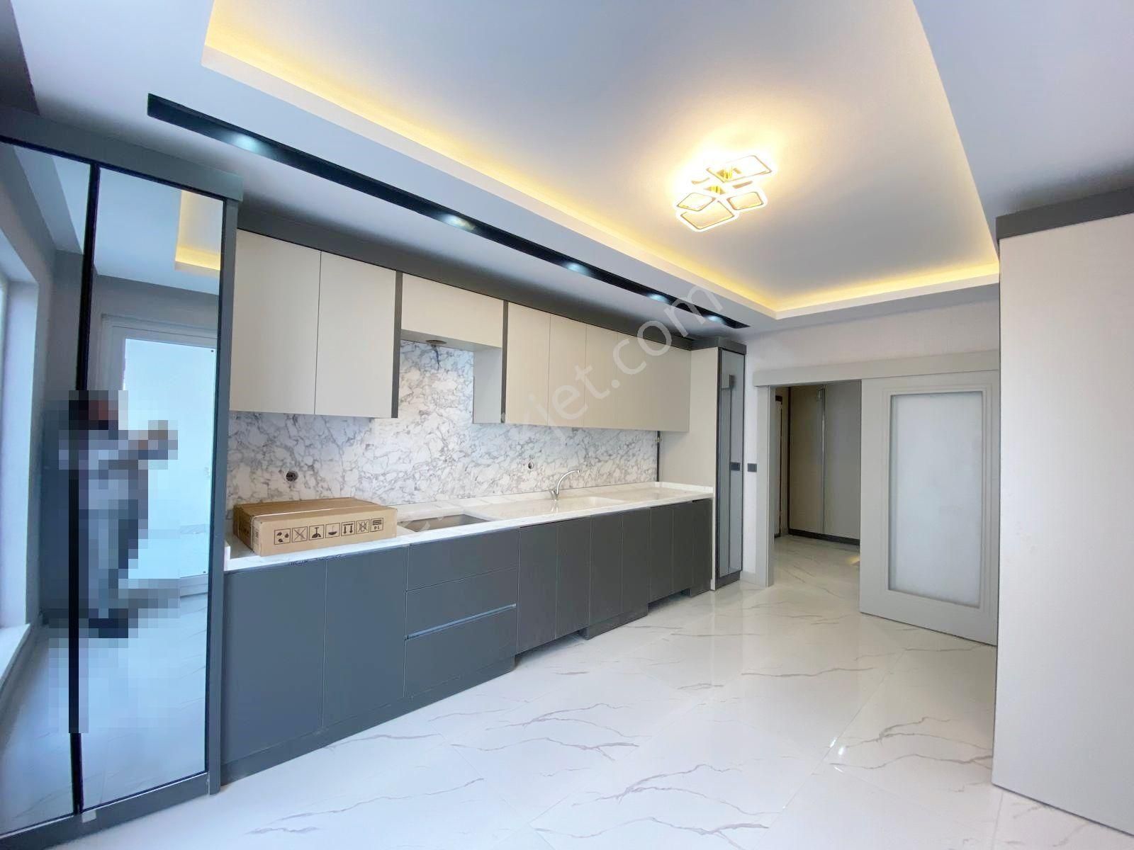 Yeni Yıla Özel Katta Giyinme Odalı Sıfır 3+1 - Görsel 11