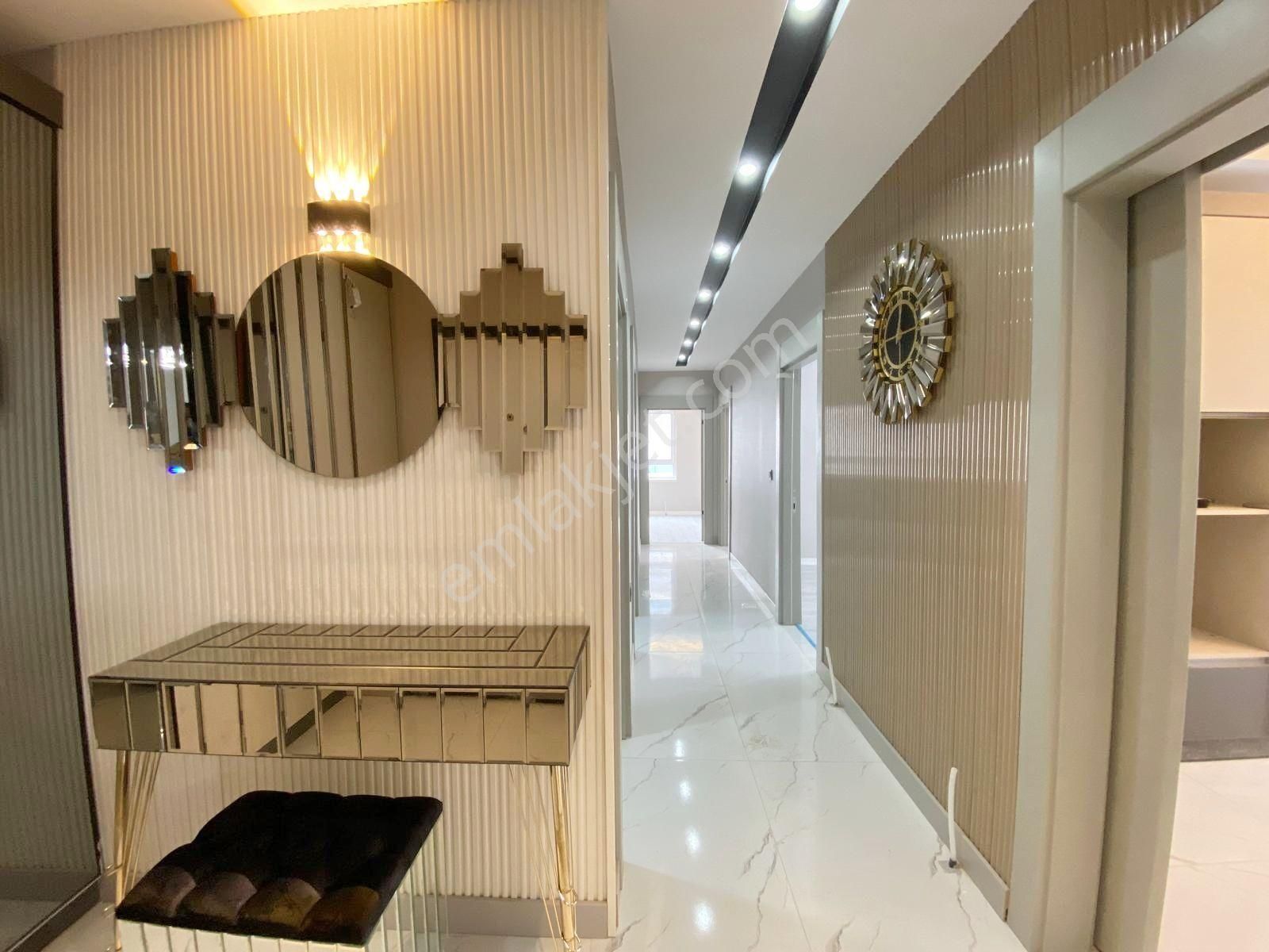 Yeni Yıla Özel Katta Giyinme Odalı Sıfır 3+1 - Görsel 8