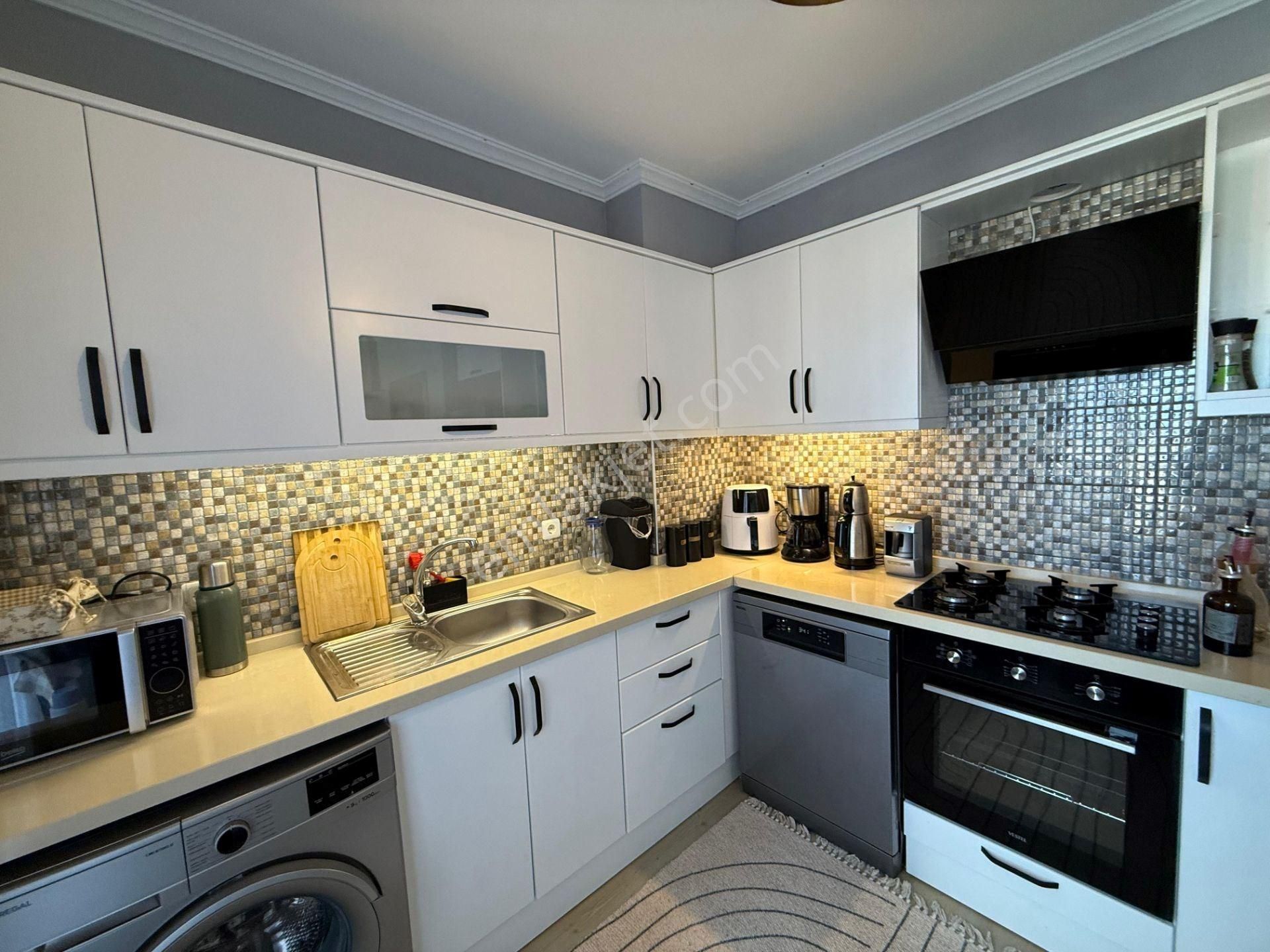 Bahçe Katında Deniz Manzarası: 3 Odalı Ve 23 M2 Stüdyo Daire Fırsatı - Görsel 17