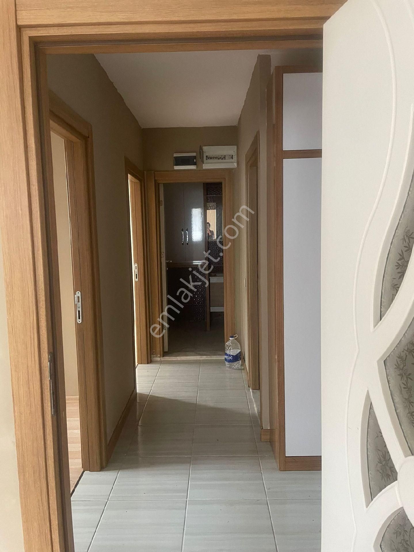 Kepez Kütükçü Kiralık Daire Kütükçü Mahallesinde Kiralık 2+1 Giriş Kat Daire