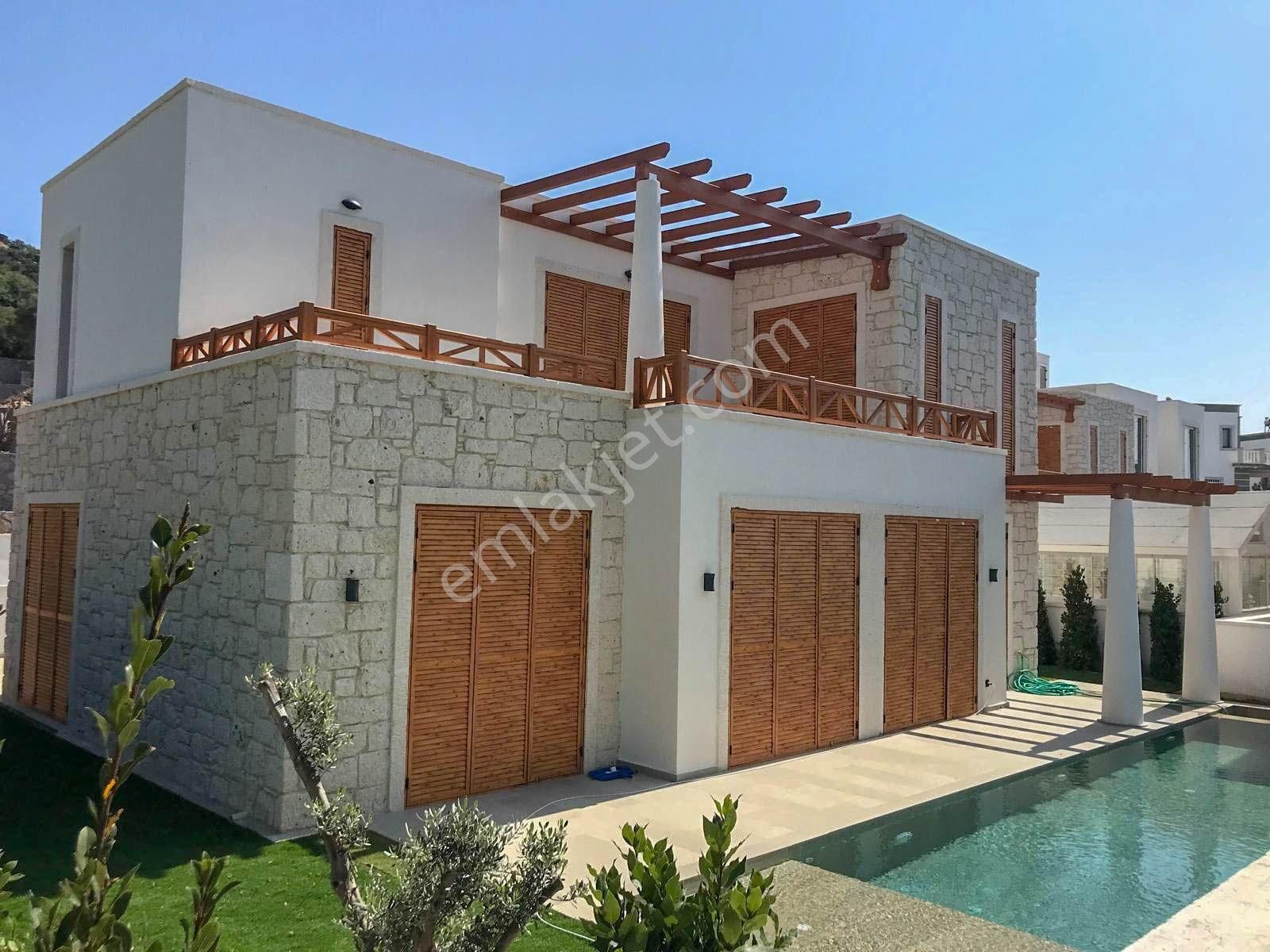 Bodrum Gümüşlük Satılık Villa Bodrum Gümüşlük'te Satılık 4+1 Müstakil Havuzlu Villa