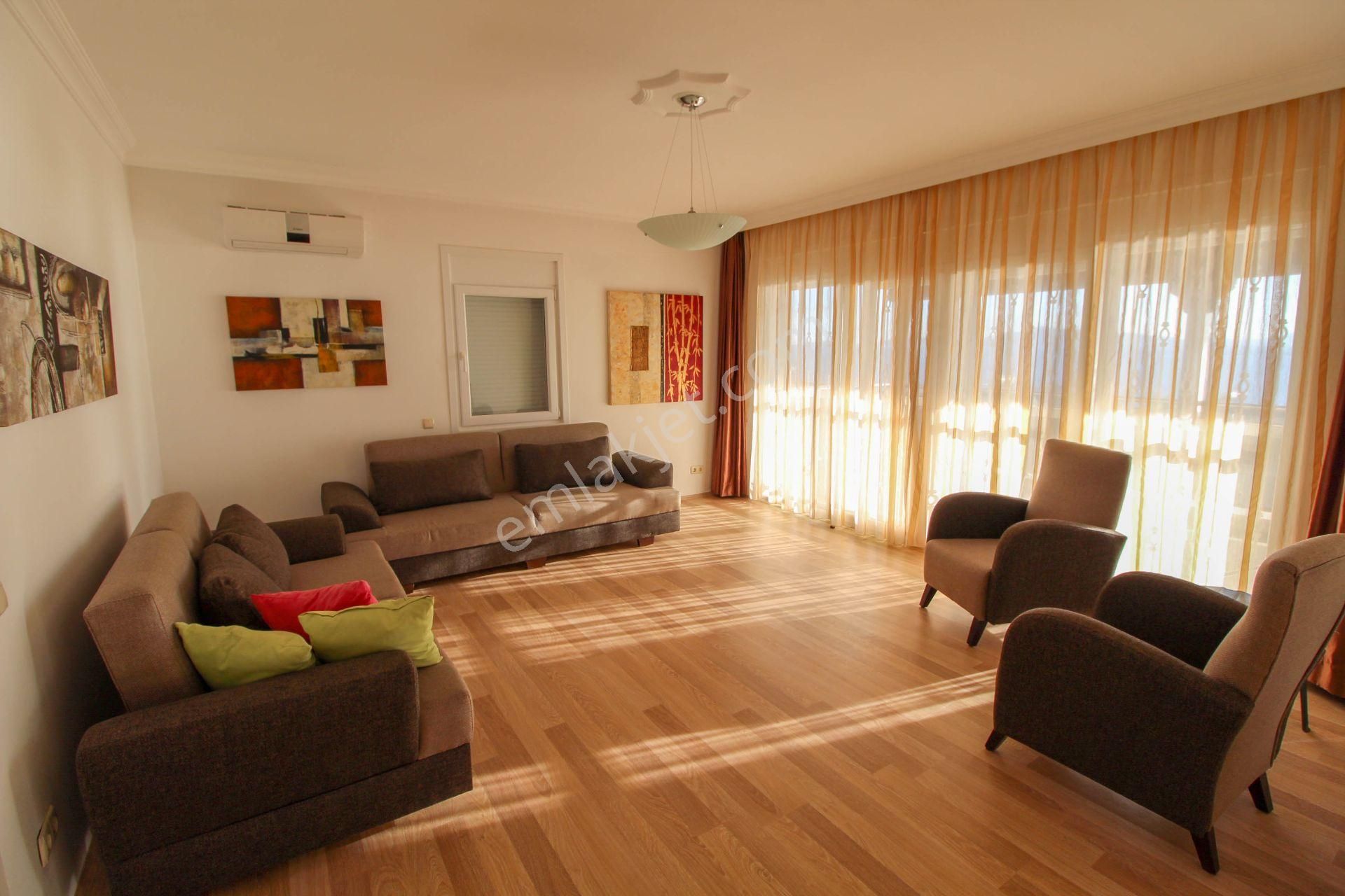 Turgutreis'te Satılık Deniz Manzaralı Müstakil Havuzlu Villa - Görsel 12