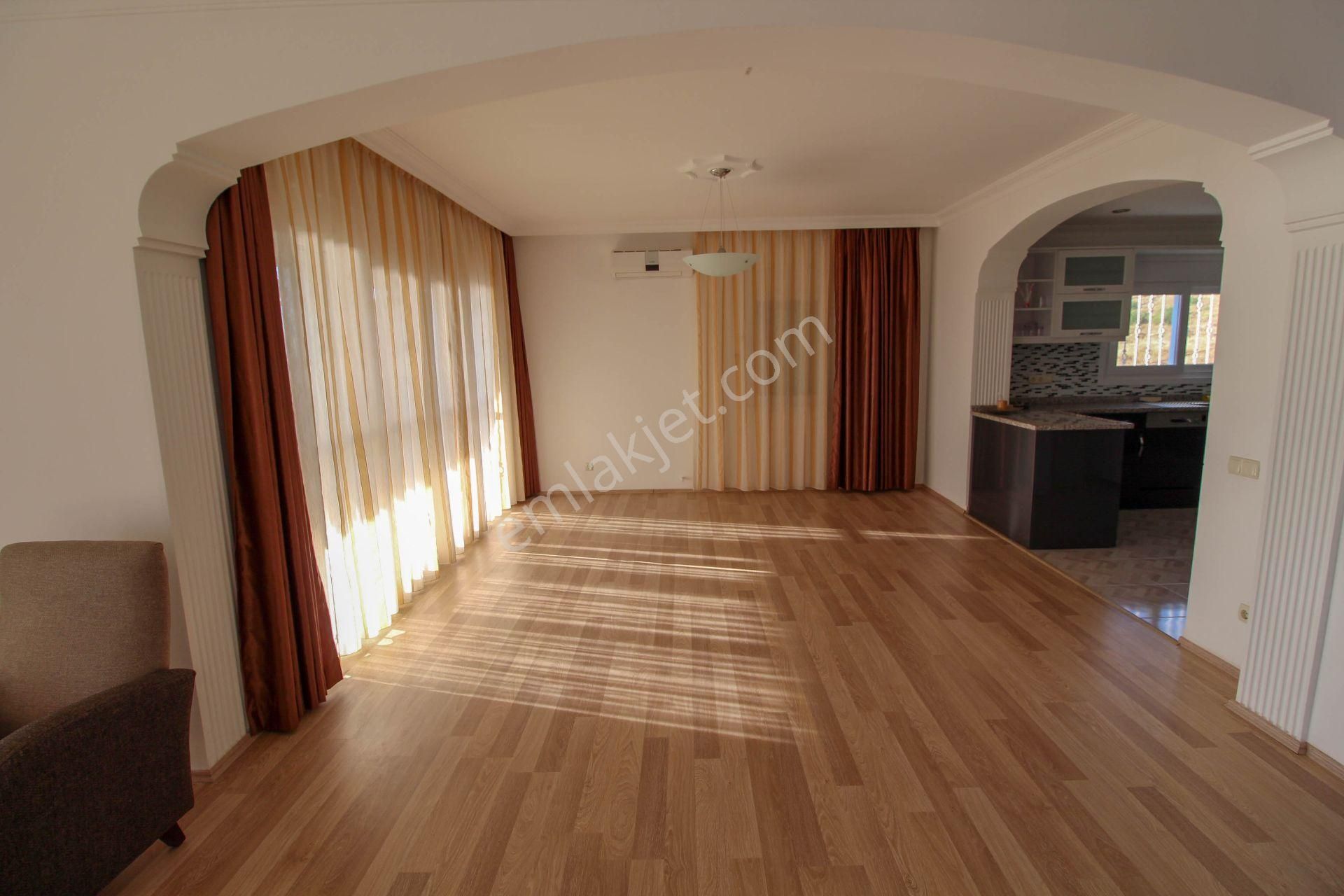 Turgutreis'te Satılık Deniz Manzaralı Müstakil Havuzlu Villa - Görsel 14