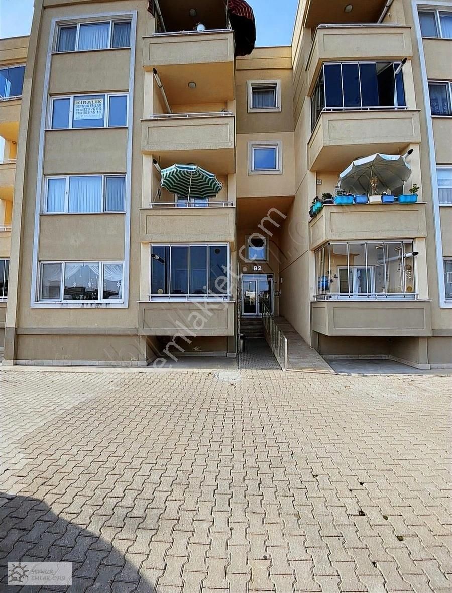 İzmit Alikahya Atatürk Kiralık Daire İzmit Kavanium 819 Ada'da Arakat 3+1 Kiralık Daire.