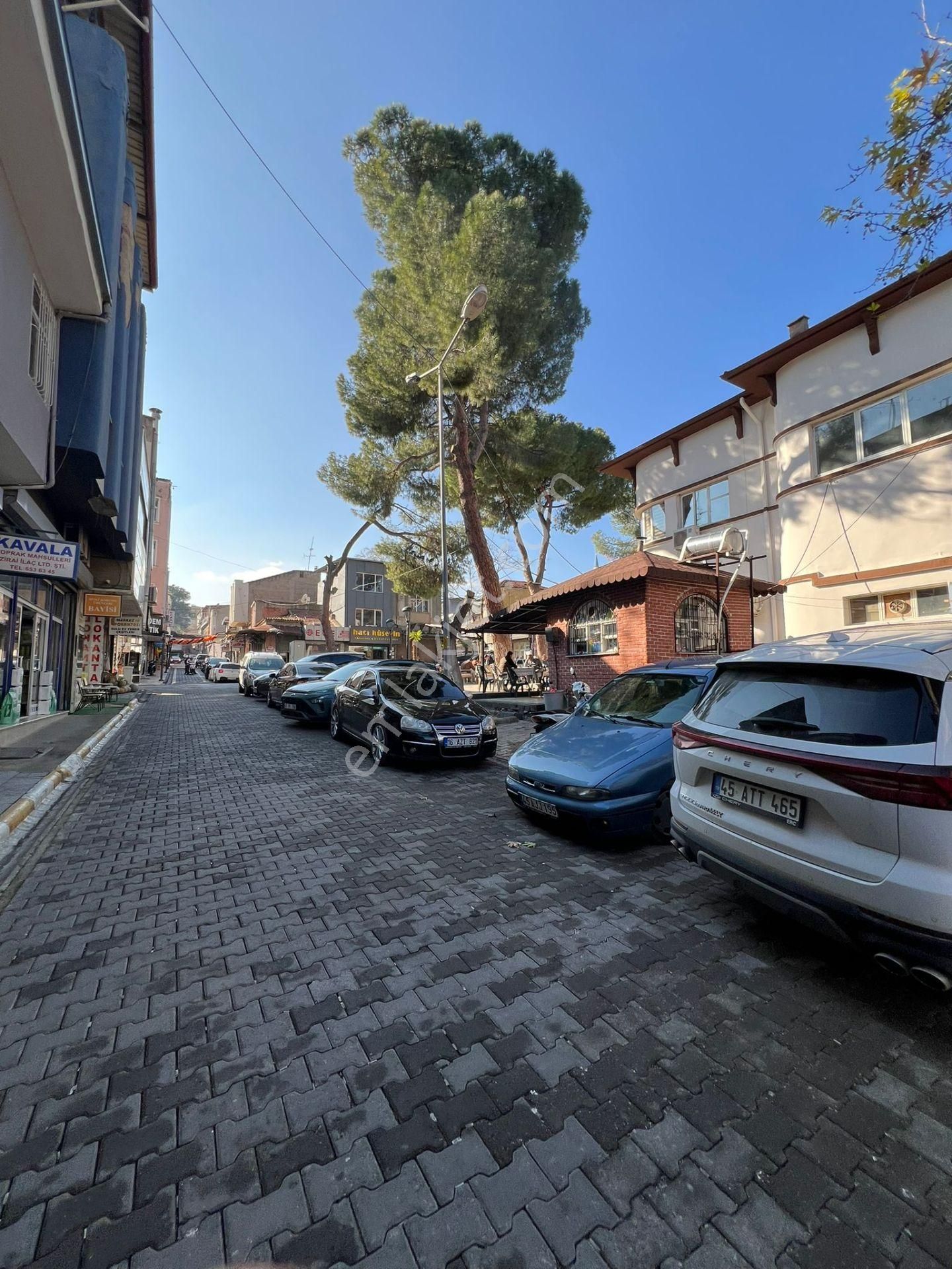 Alaşehir Beşeylül Kiralık Dükkan & Mağaza Manisa Alaşehir Alper Gayrimenkulden Maski Yanında Çarşı İçi 50 M2 2.kat Dükkan